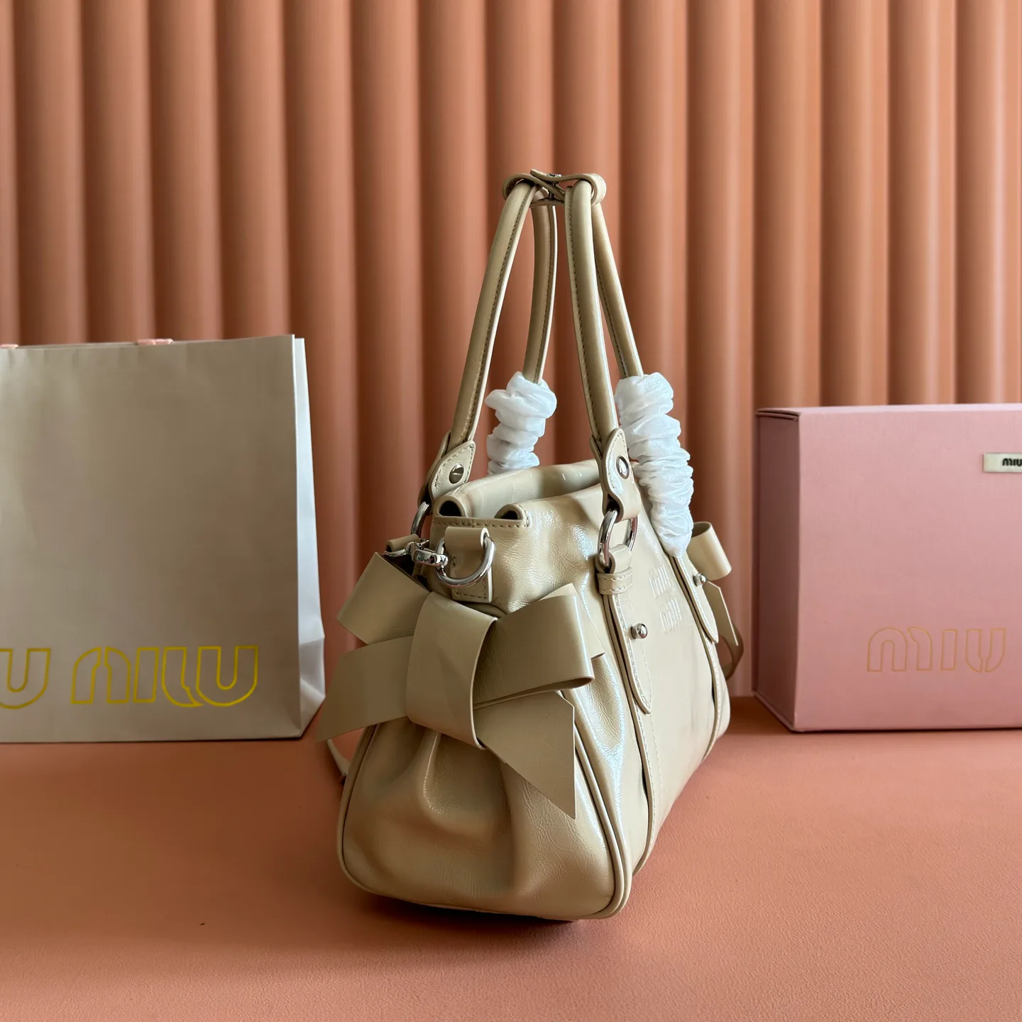 Классические Сумки Женские Miu Miu 12859995