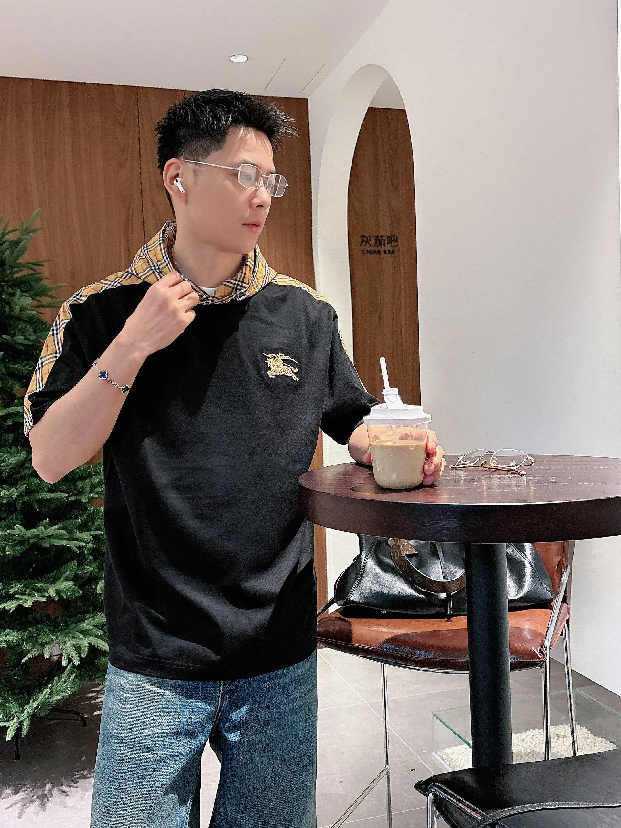 Футболки Женские Burberry 11228018