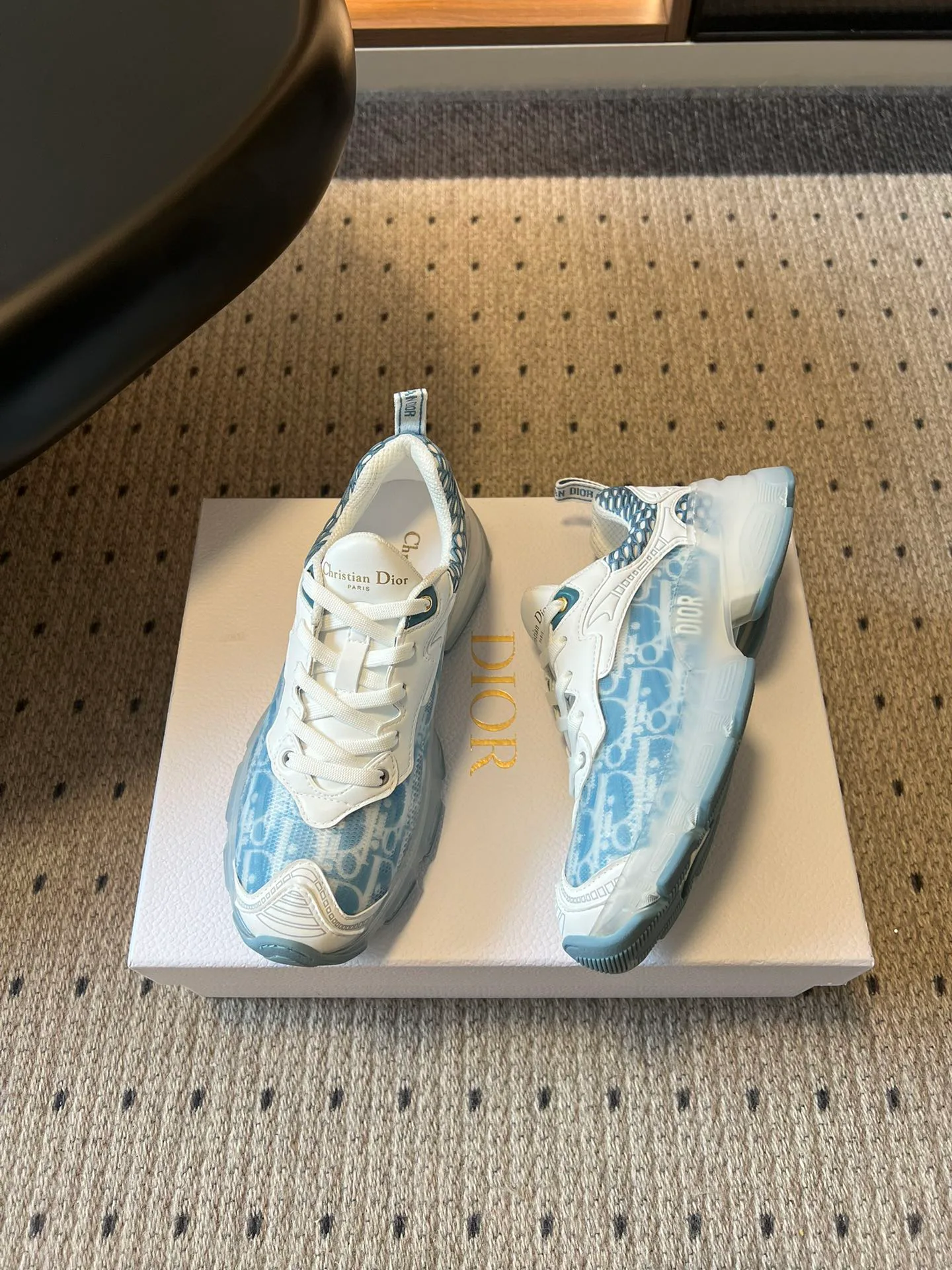 Кроссовки Женские Christian Dior 12833494