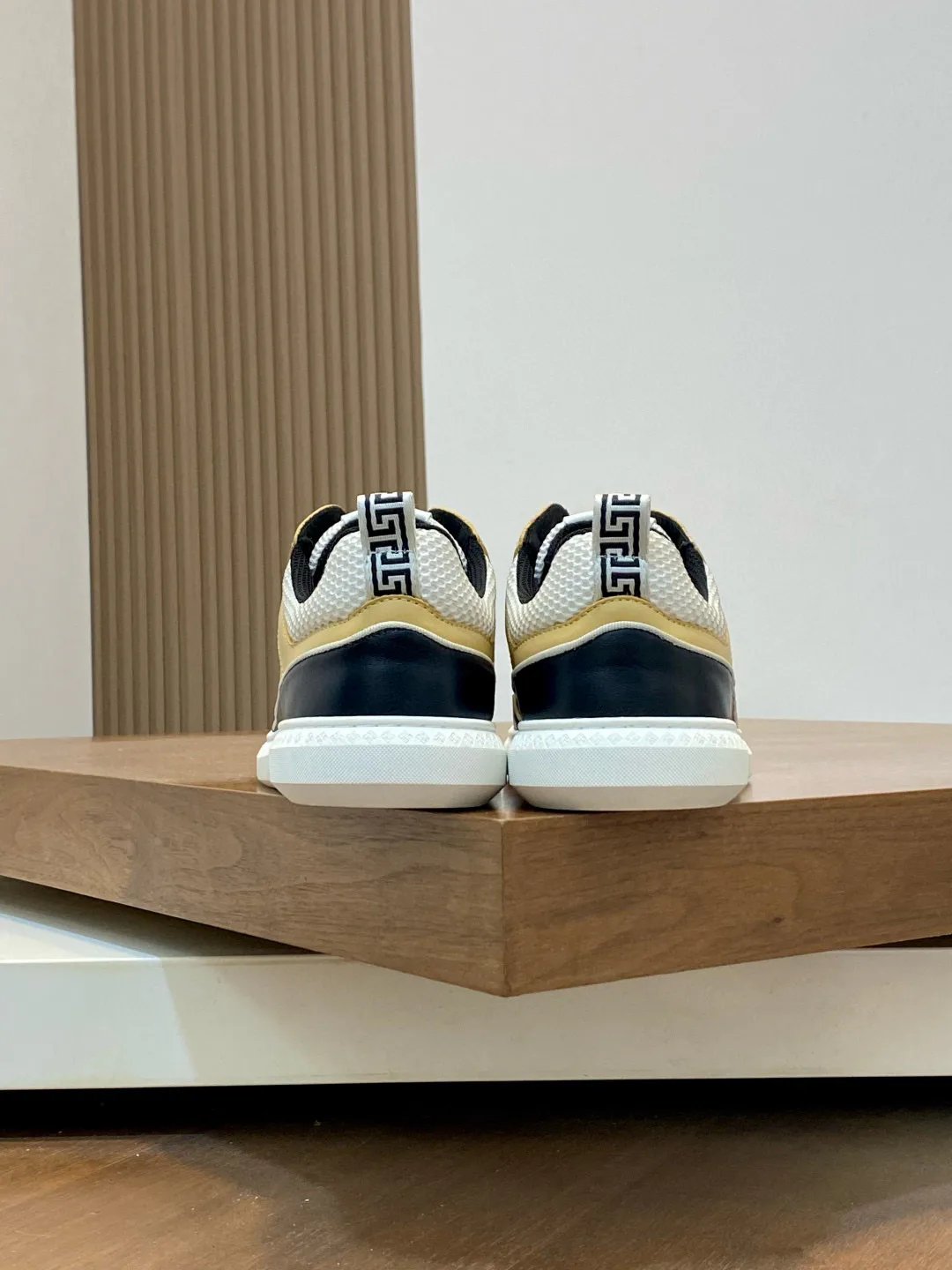 Кроссовки Мужские Givenchy 1193039