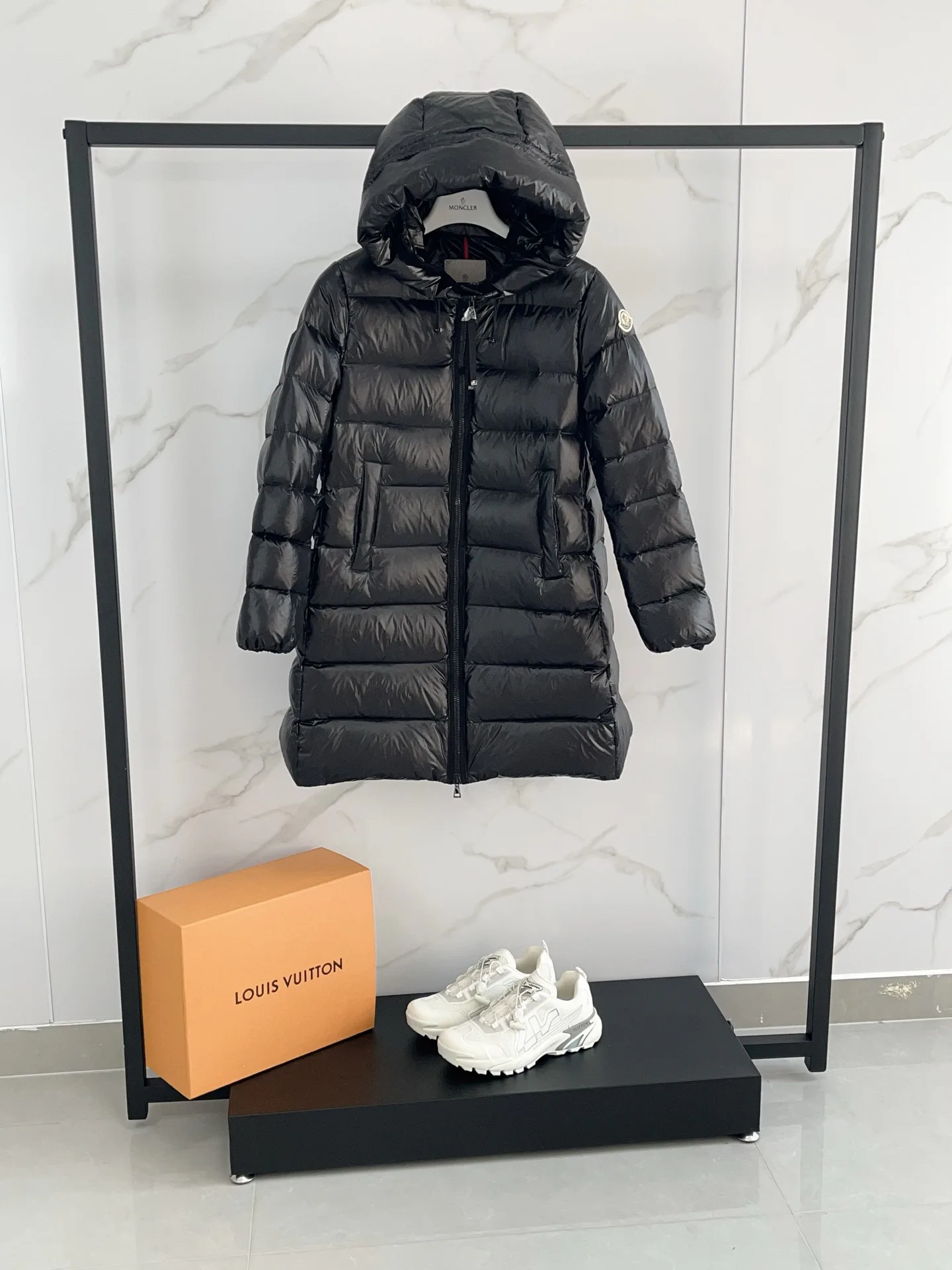 Куртки И Пуховики Женские Moncler 18722872