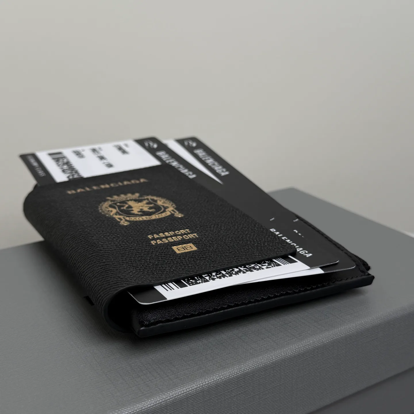 Обложки На Паспорт Balenciaga 1344728