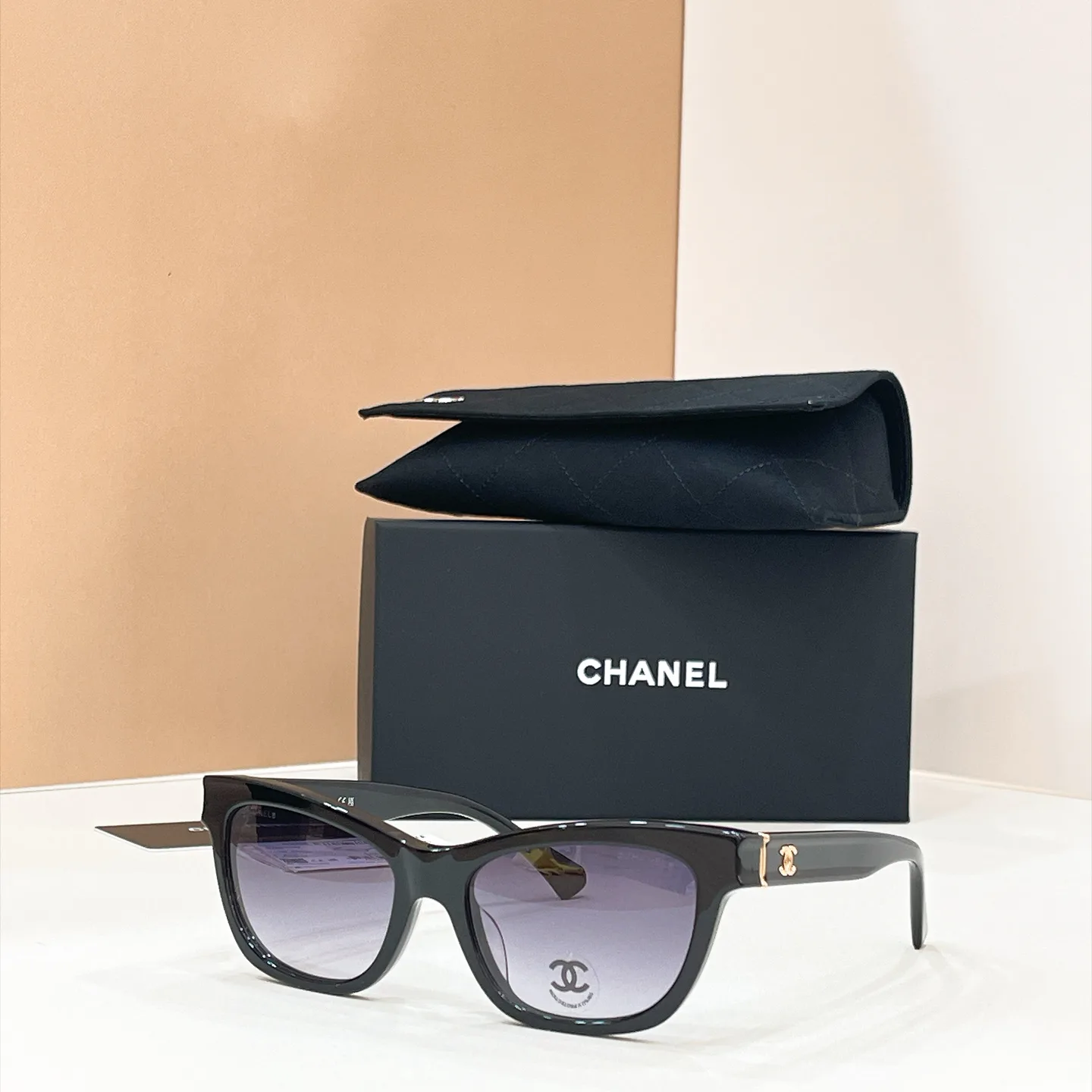 Очки Chanel 17992512