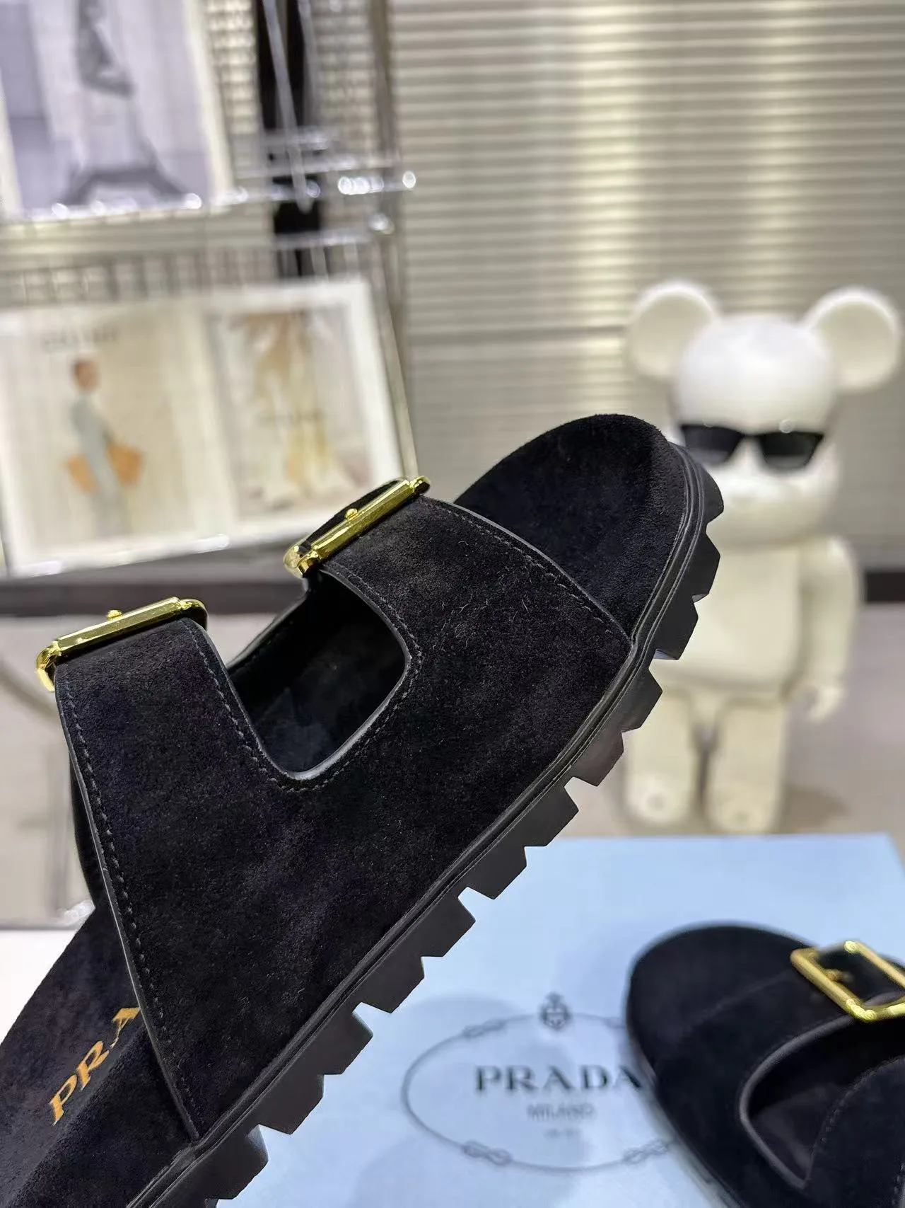 Шлепанцы Женские Prada 10270237