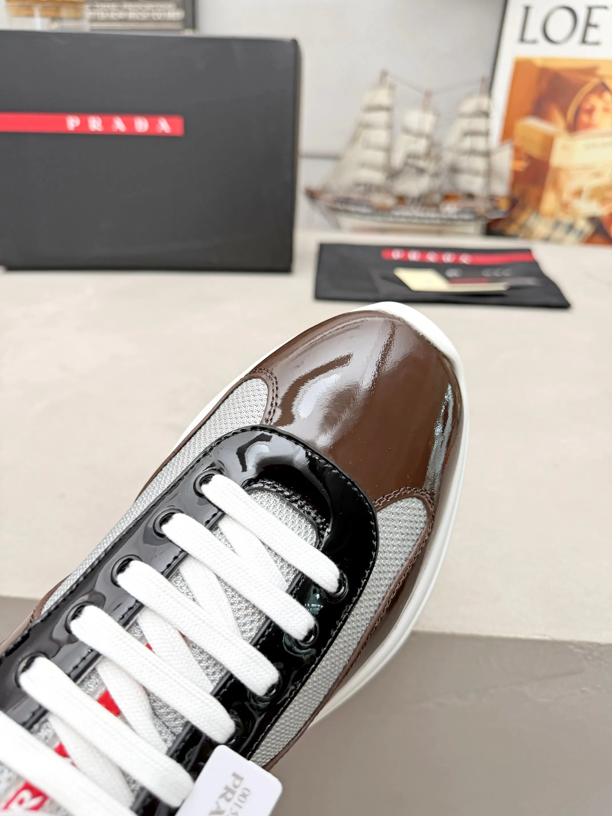Кроссовки Женские Prada 17704071