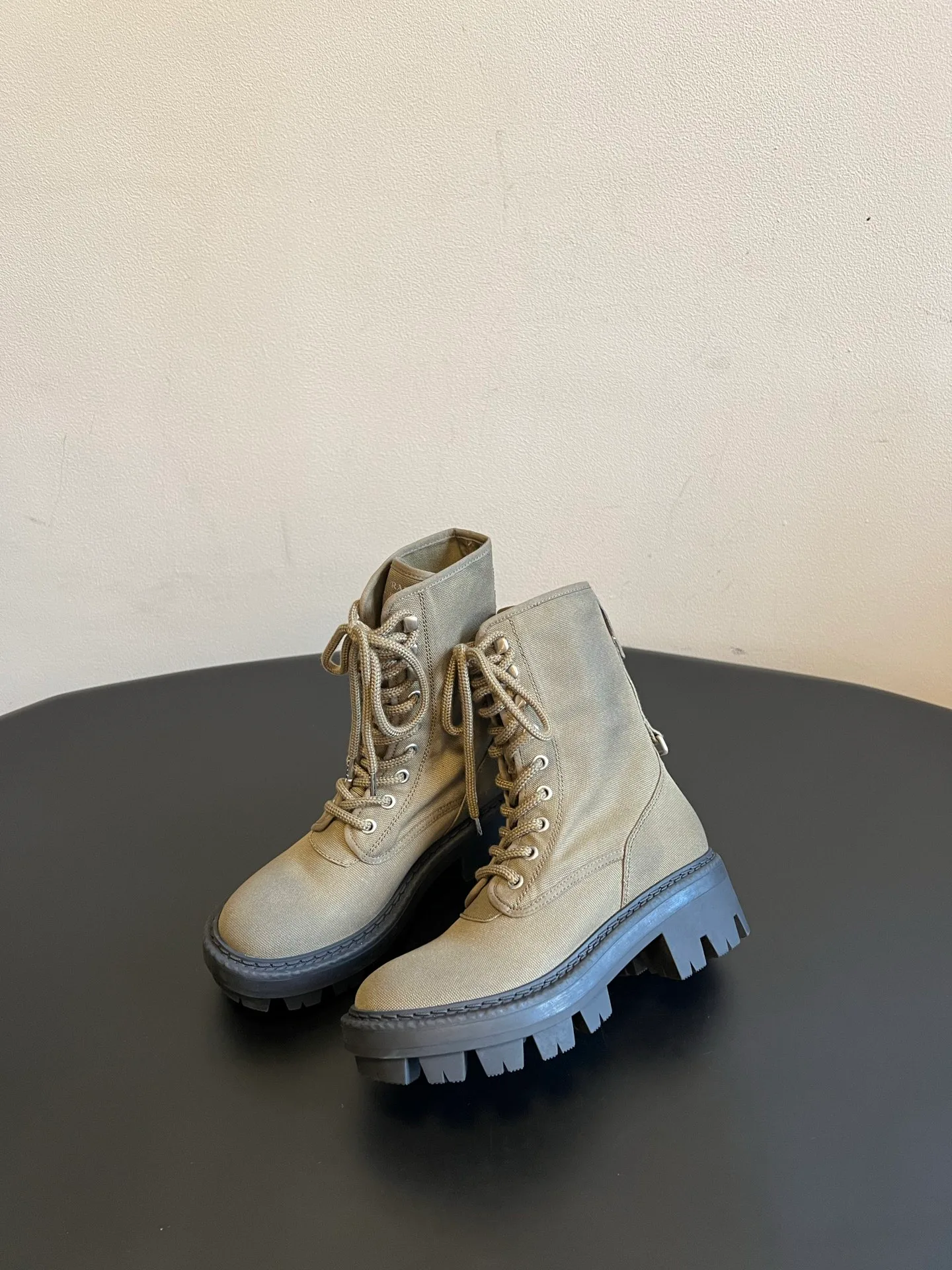 Ботинки Женские Prada 19776691