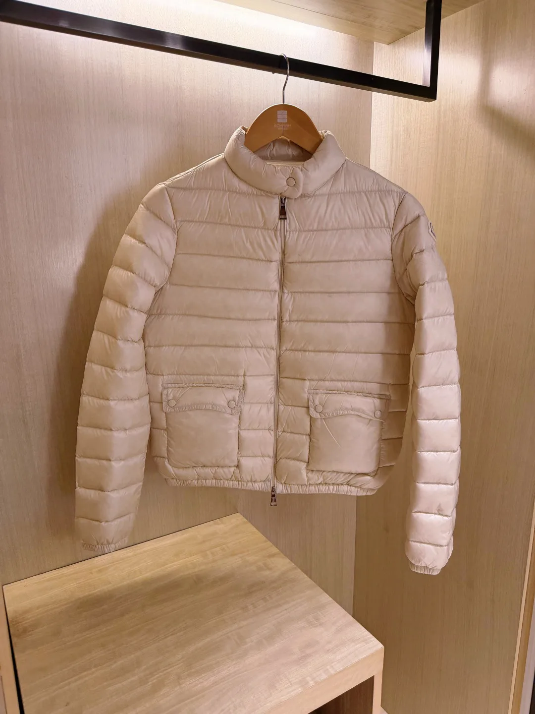 Куртки И Пуховики Женские Moncler 16890554