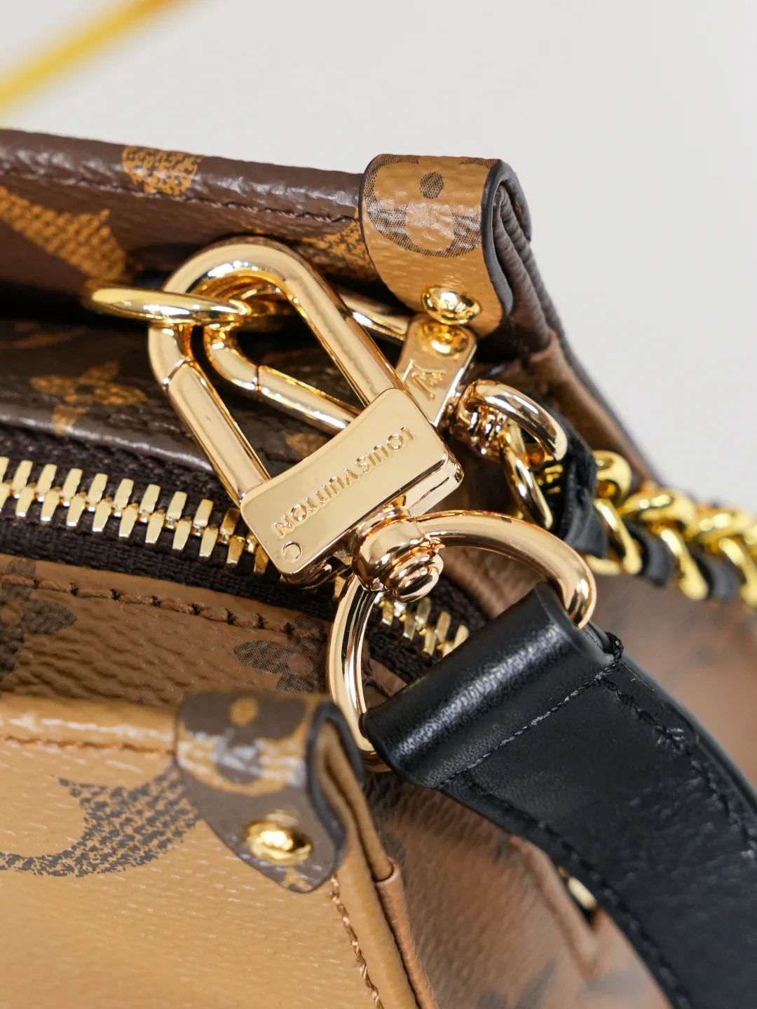 Классические Сумки Женские Louis Vuitton 11704159