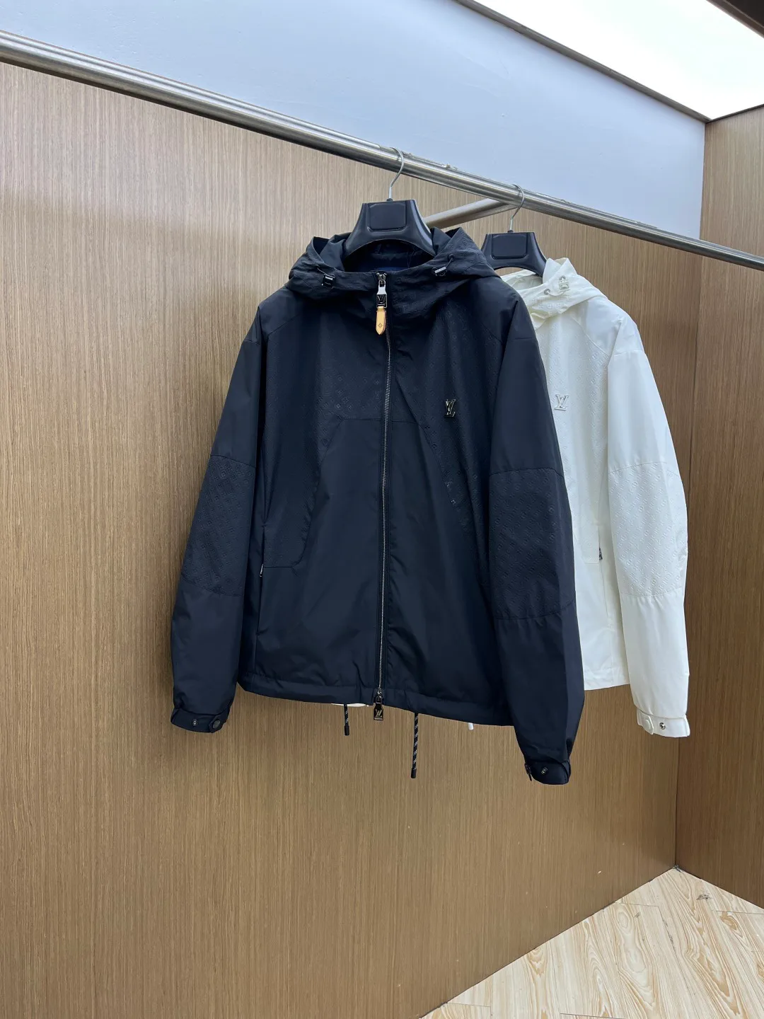 Куртки И Пуховики Мужские Louis Vuitton 10007488