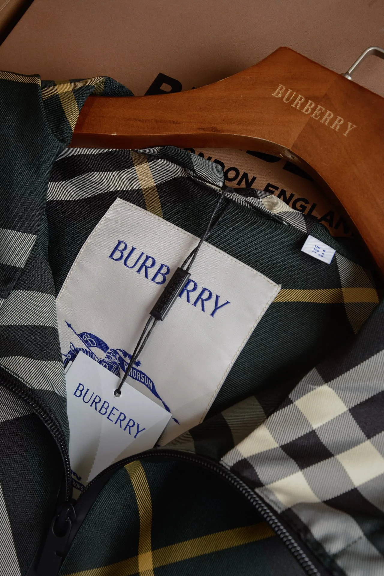 Куртки И Пуховики Мужские Burberry 13432893