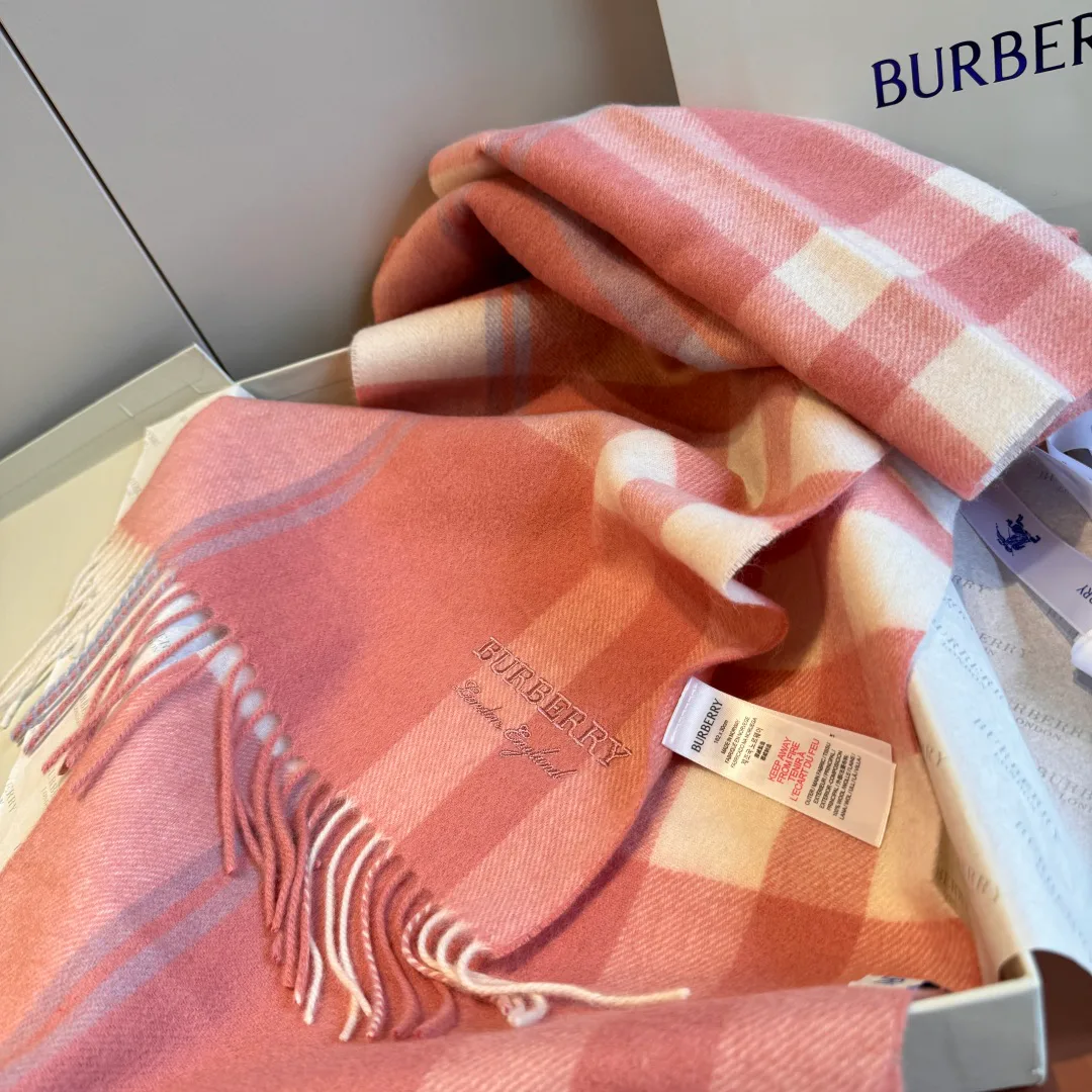 Шарфы Burberry 1518619