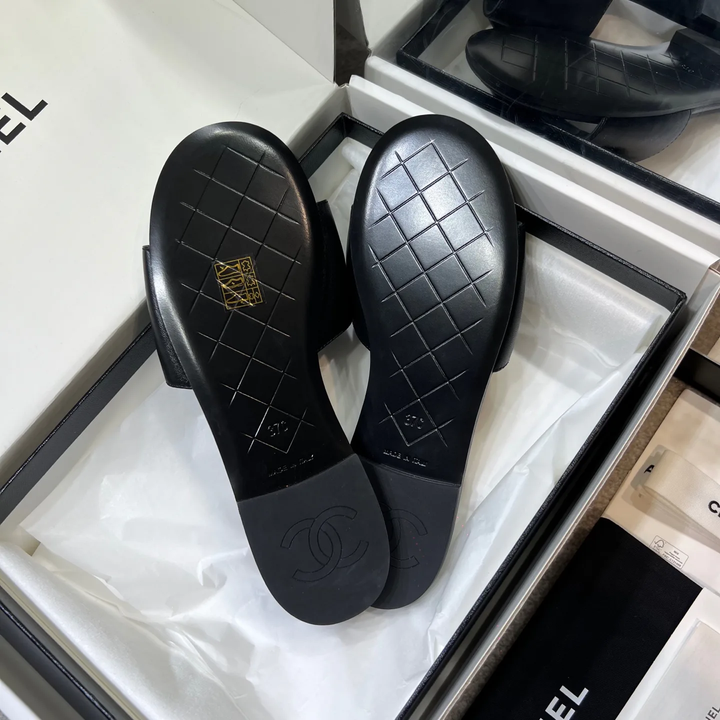 Шлепанцы Женские Chanel 5618676