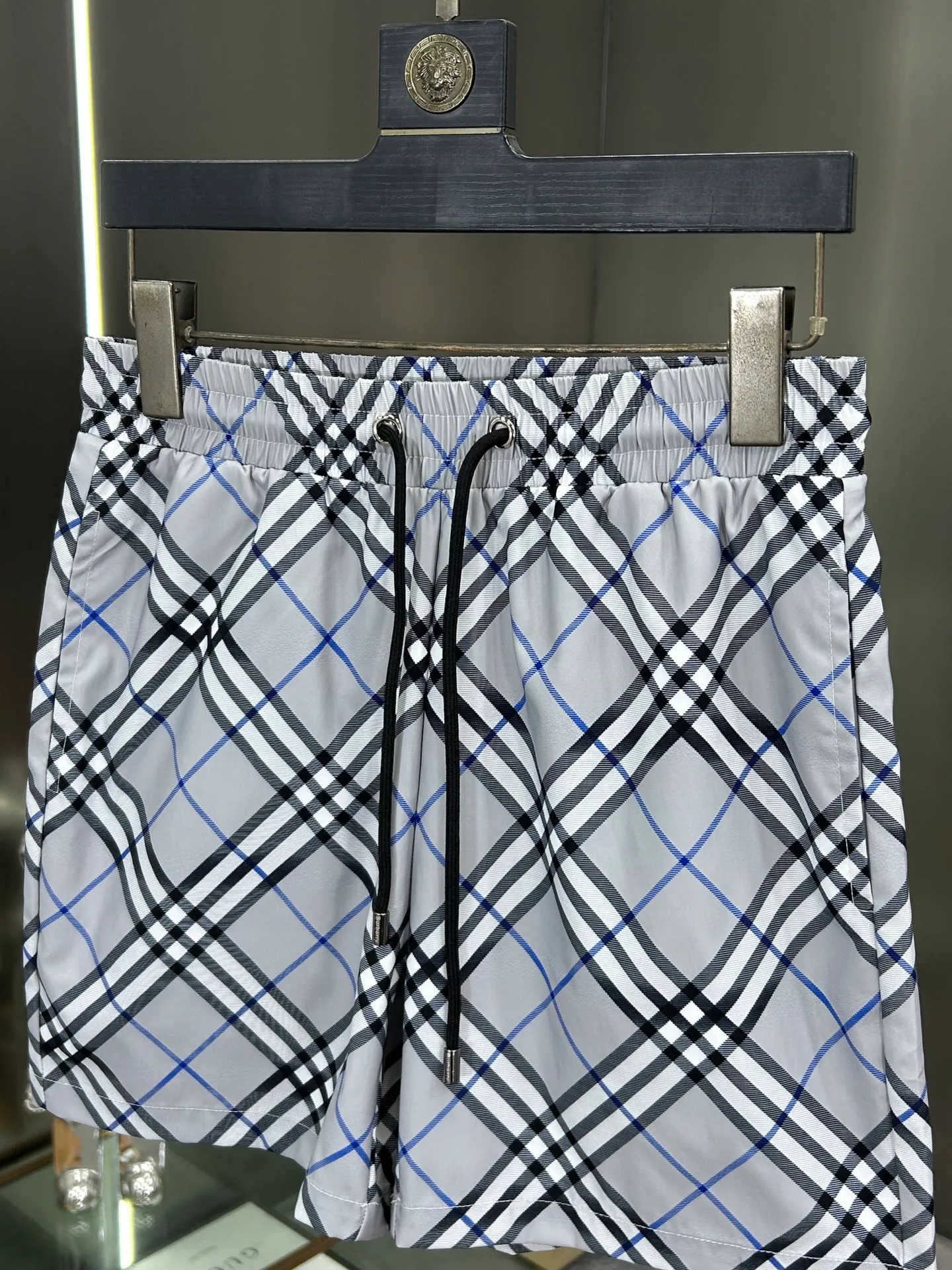 Шорты Мужские Burberry 18000486