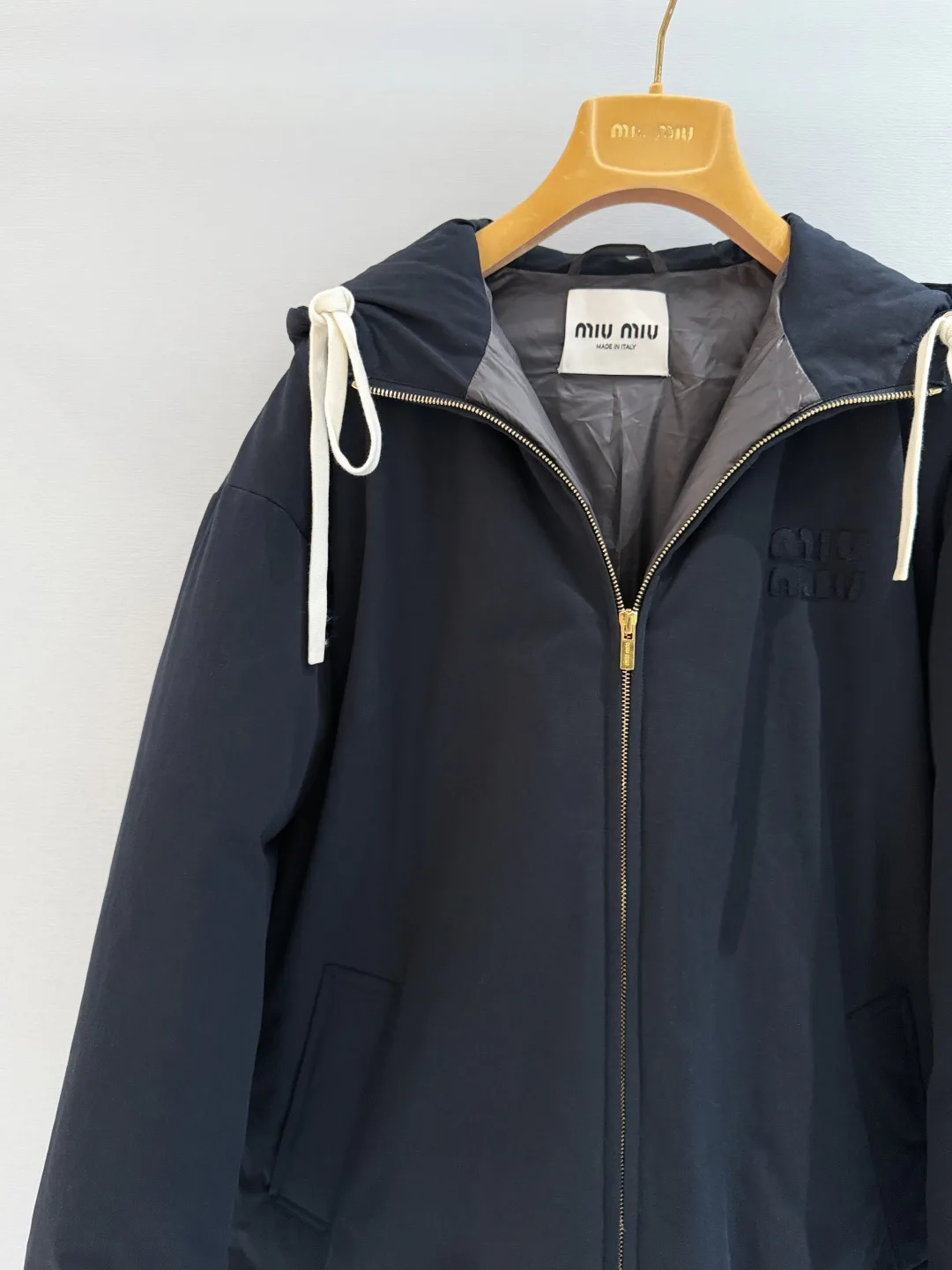 Куртки И Пуховики Женские Miu Miu 18758224