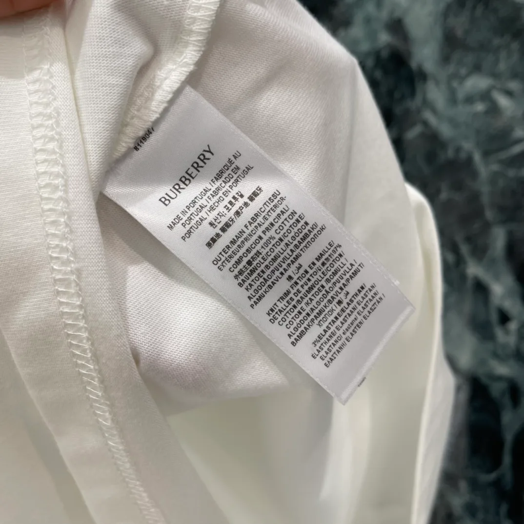 Футболки Женские Burberry 786008