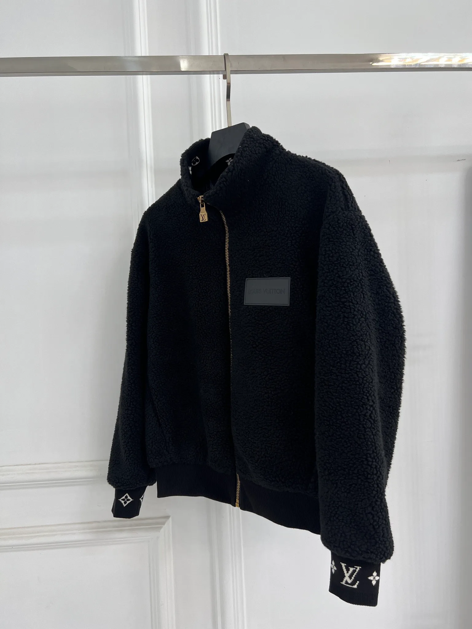 Куртки И Пуховики Женские Louis Vuitton 259793