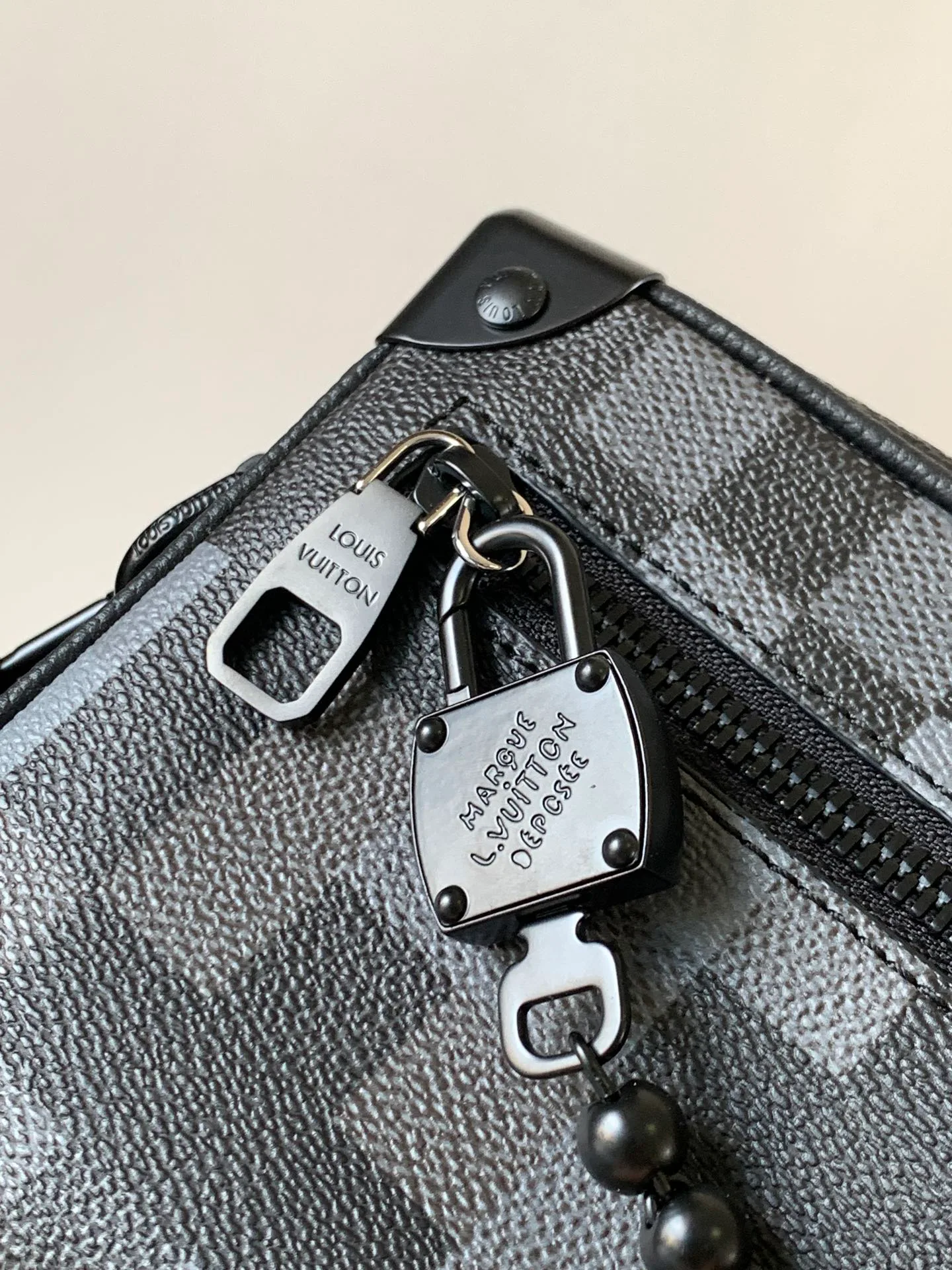 Классические Сумки Женские Louis Vuitton 11704174