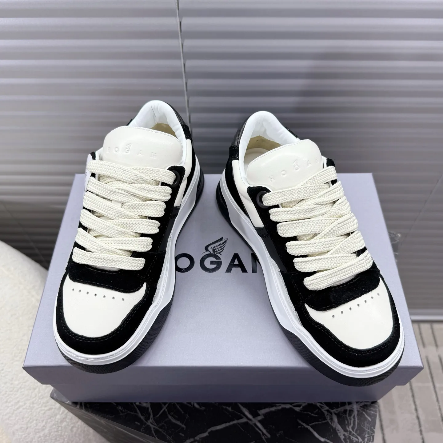 Кроссовки Женские Hogan 14692688