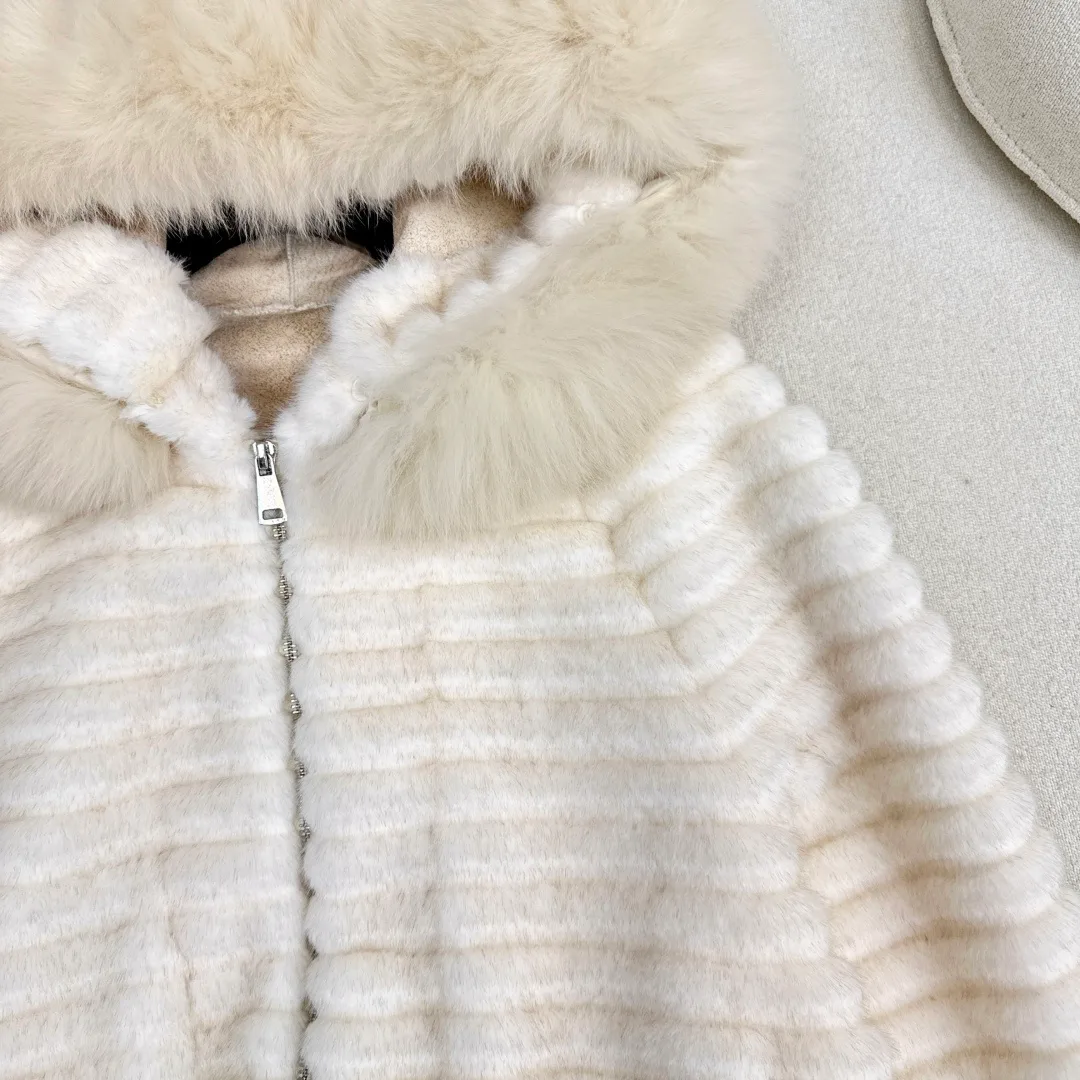 Куртки И Пуховики Женские Fendi 548692