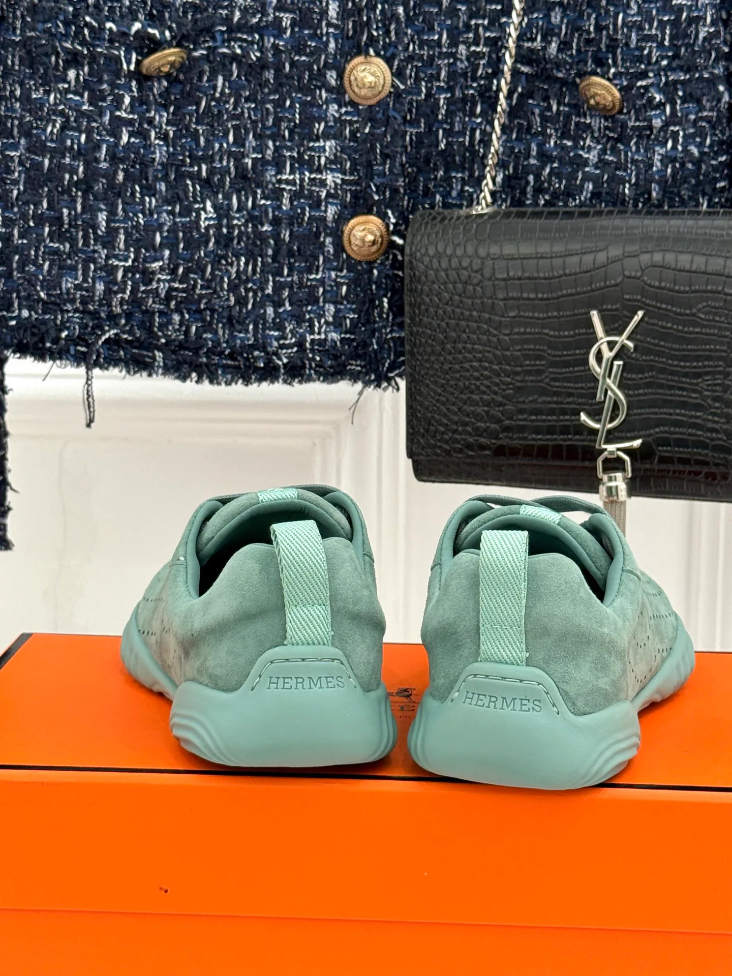Кроссовки Женские Hermes 18627577