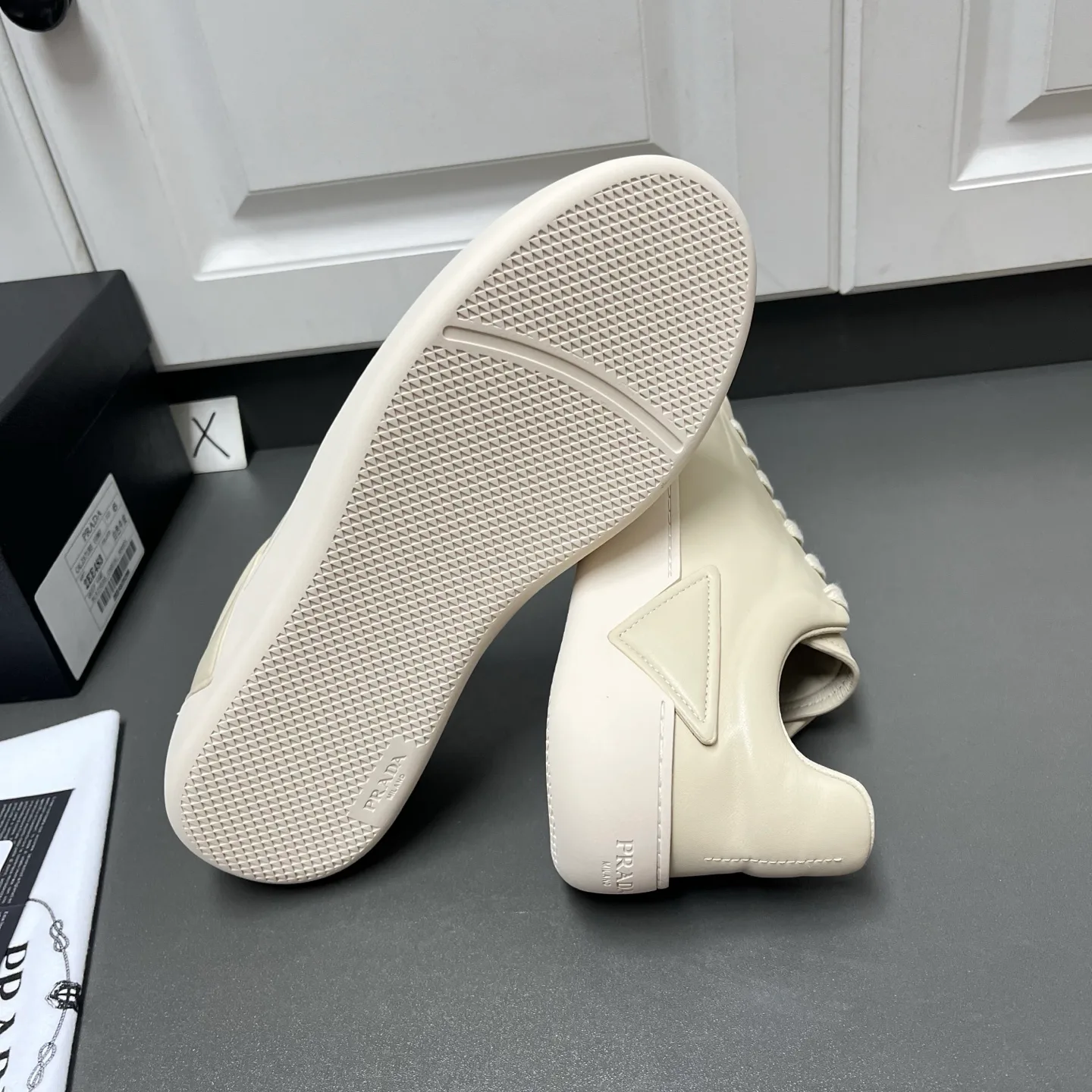 Кроссовки Мужские Prada 16940097