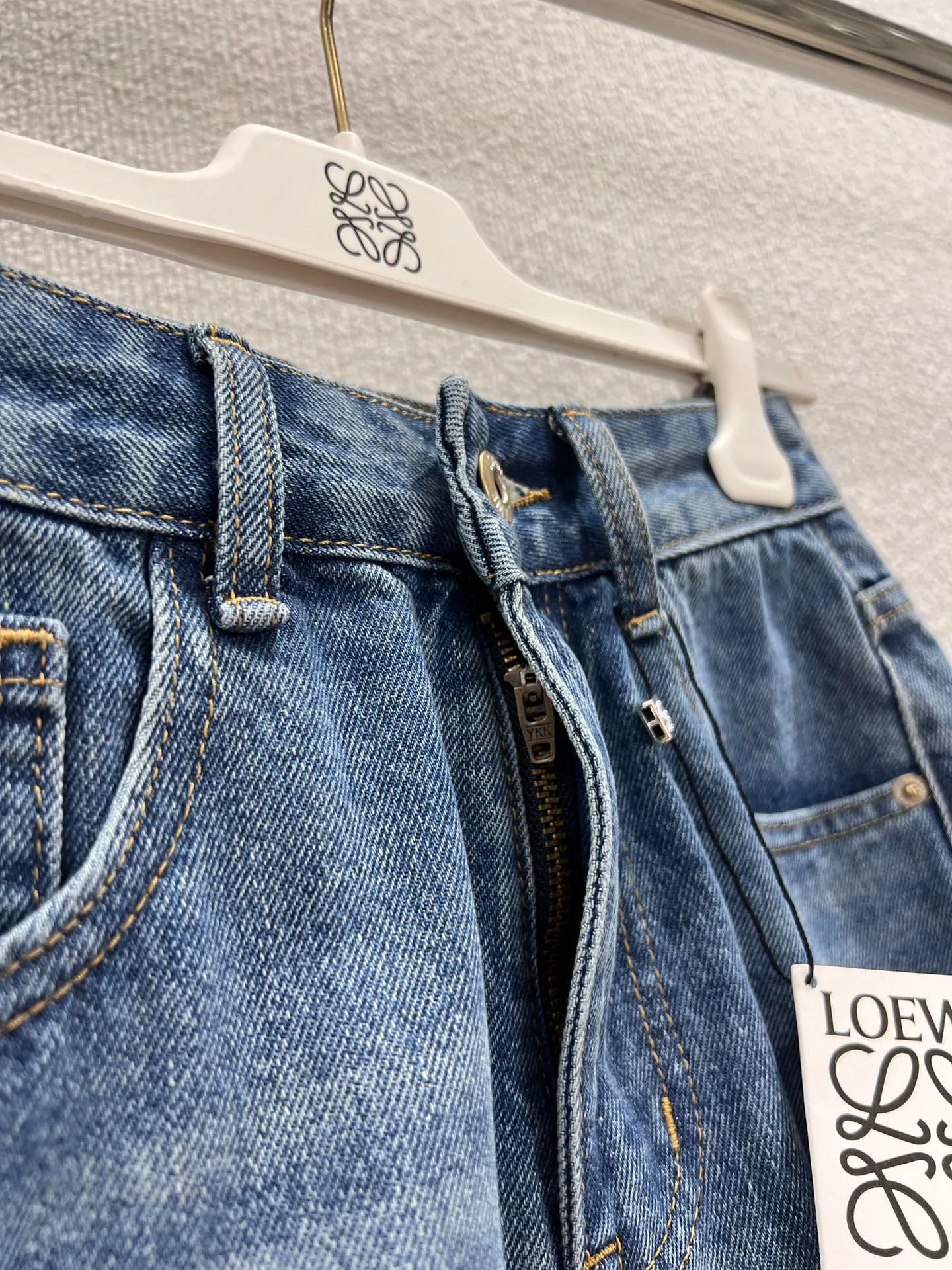 Шорты Женские Loewe 3997691