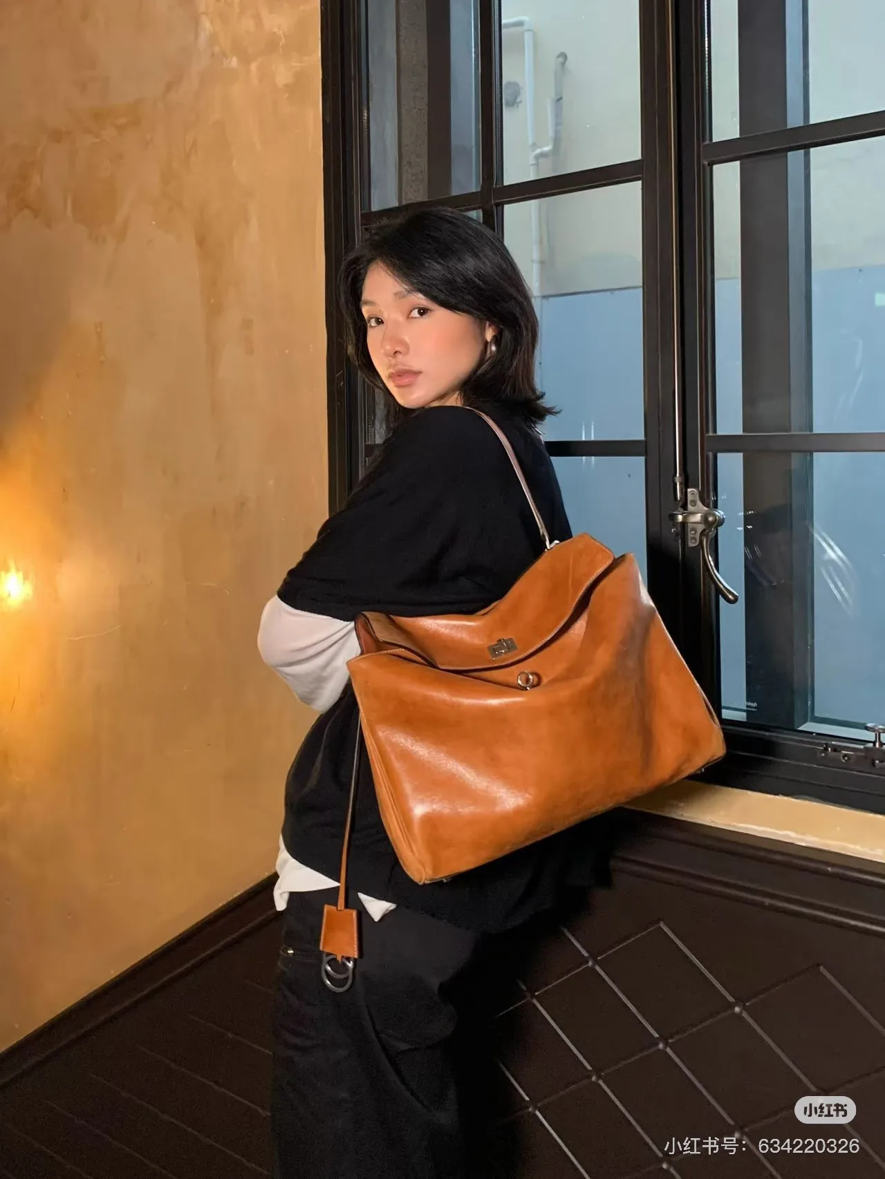 Классические Сумки Женские Balenciaga 6566571