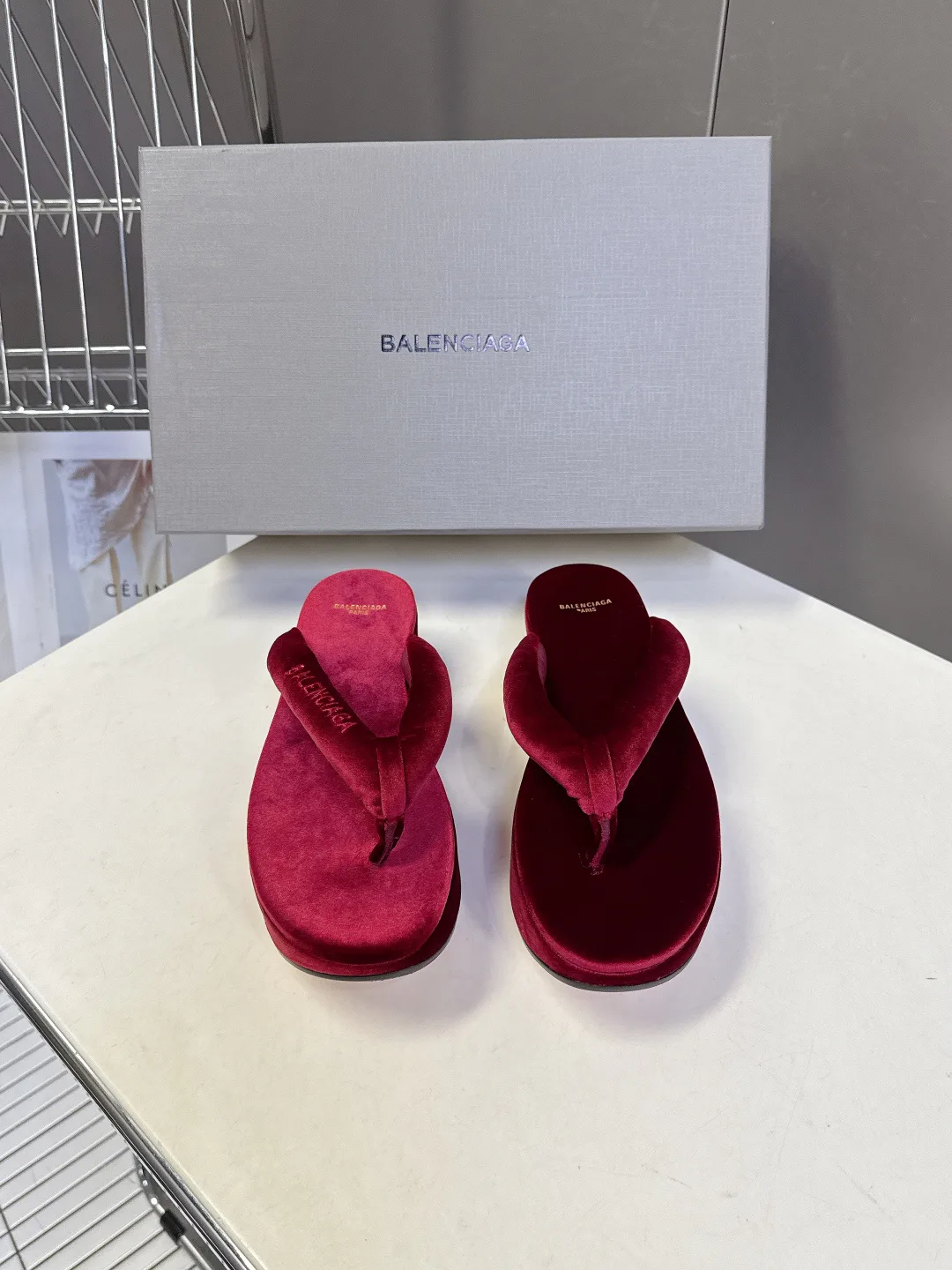 Шлепанцы Женские Balenciaga 14709509