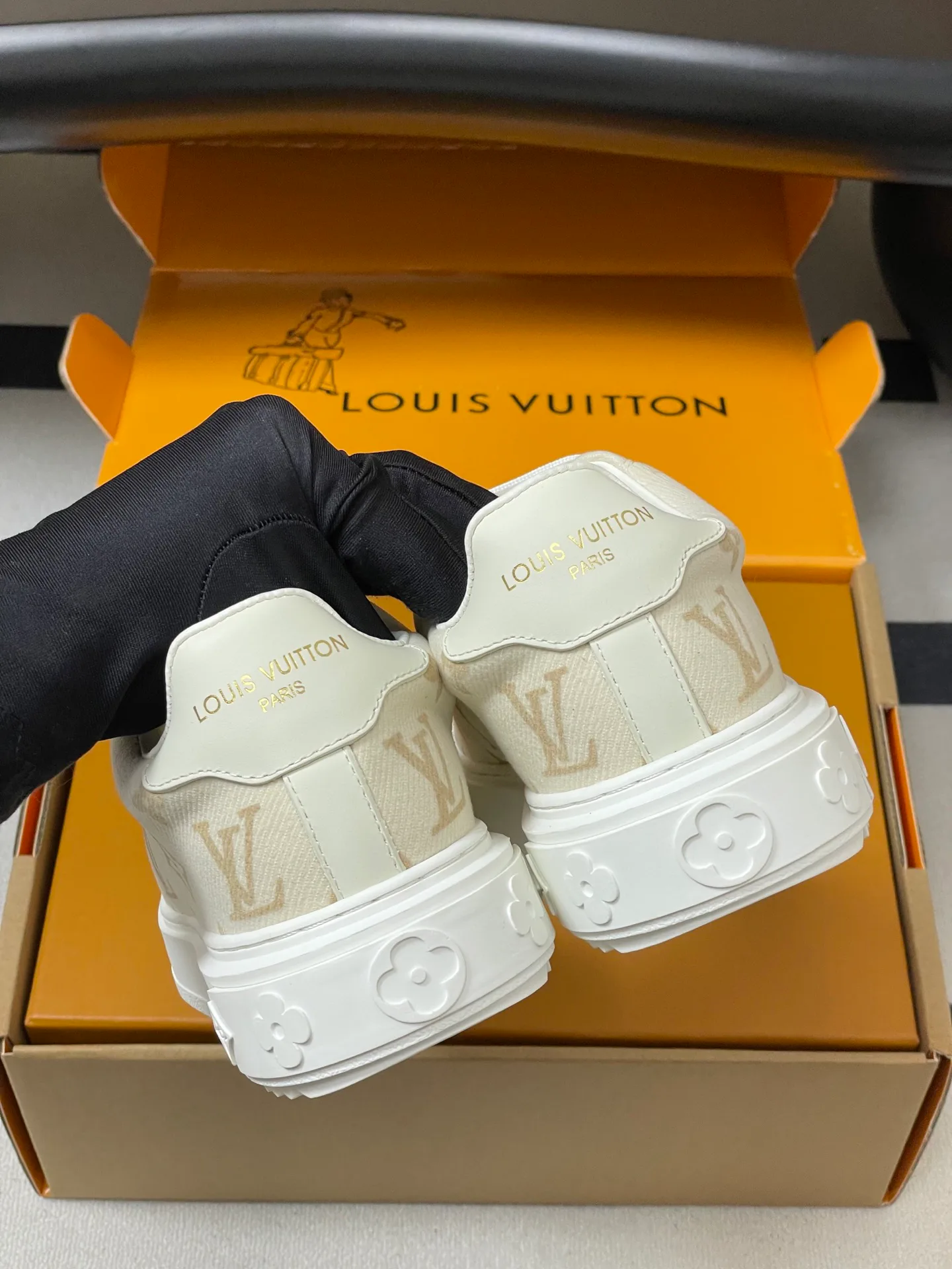 Кеды Женские Louis Vuitton 725557