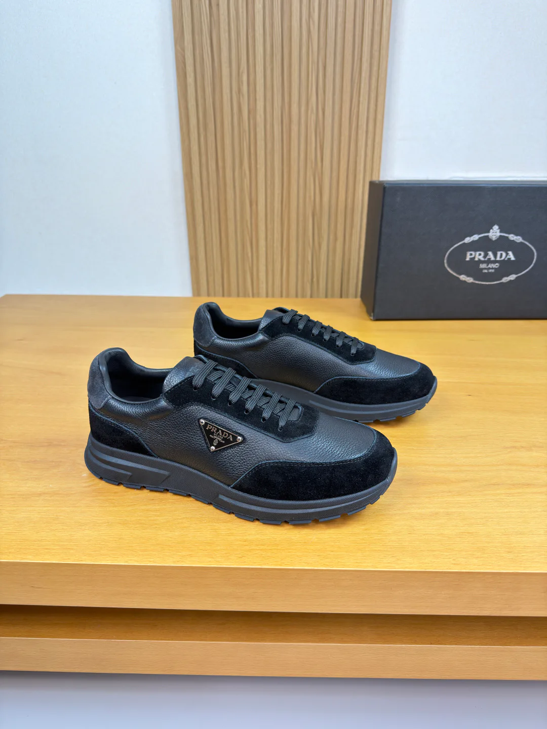 Кроссовки Мужские Prada 2389703