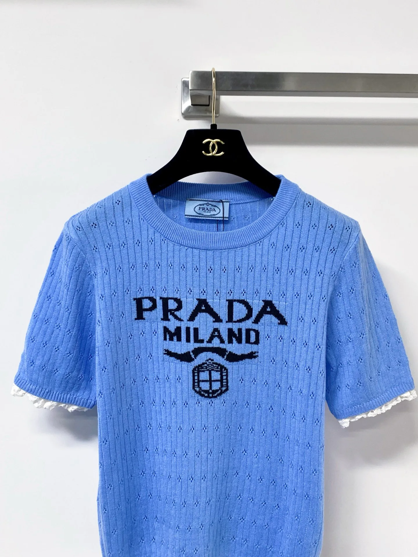 Футболки Женские Prada 13162497