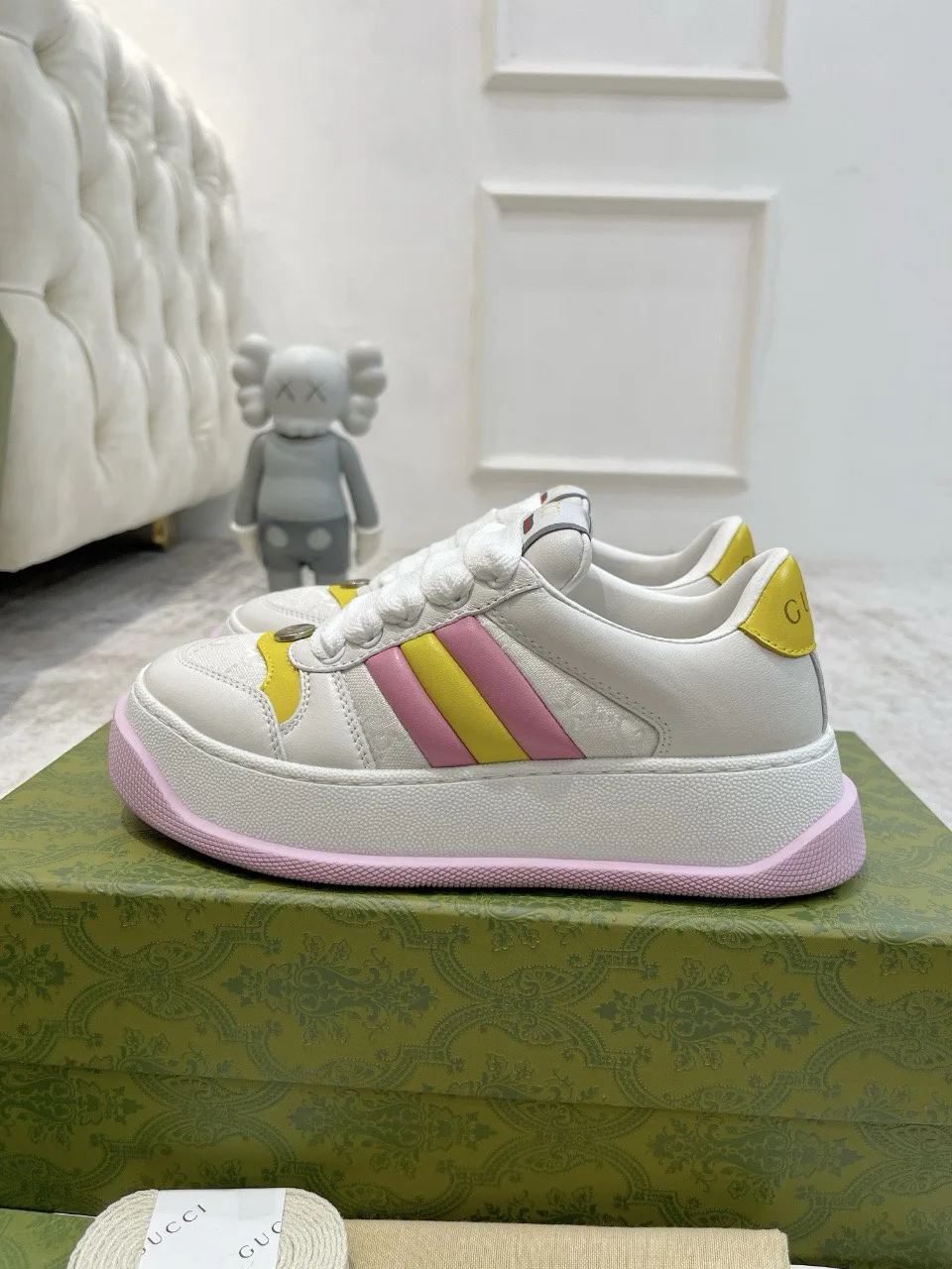 Кроссовки Женские Gucci 944934