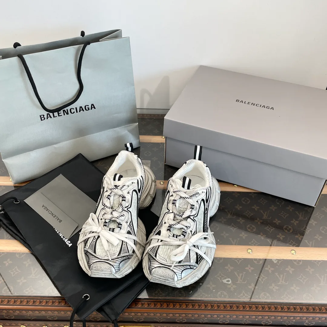 Кроссовки Женские Balenciaga 12656298