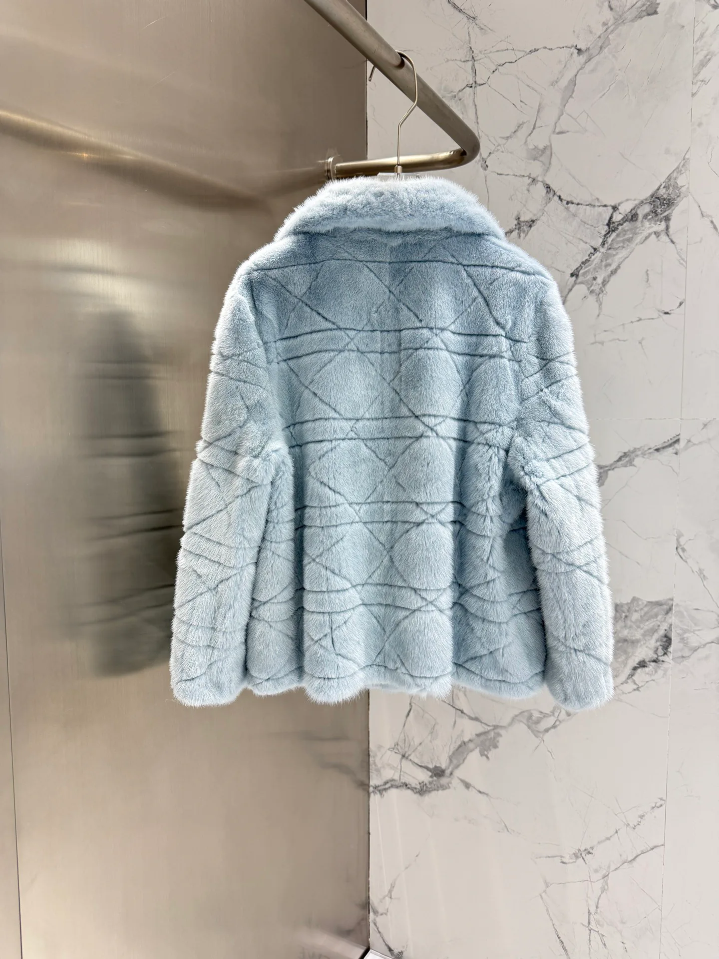 Шубы Женские Christian Dior 1755908