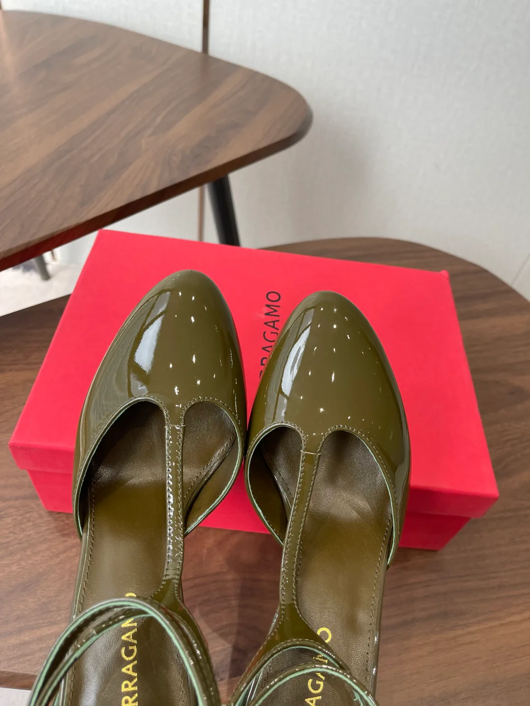 Туфли Женские Salvatore Ferragamo 11966277