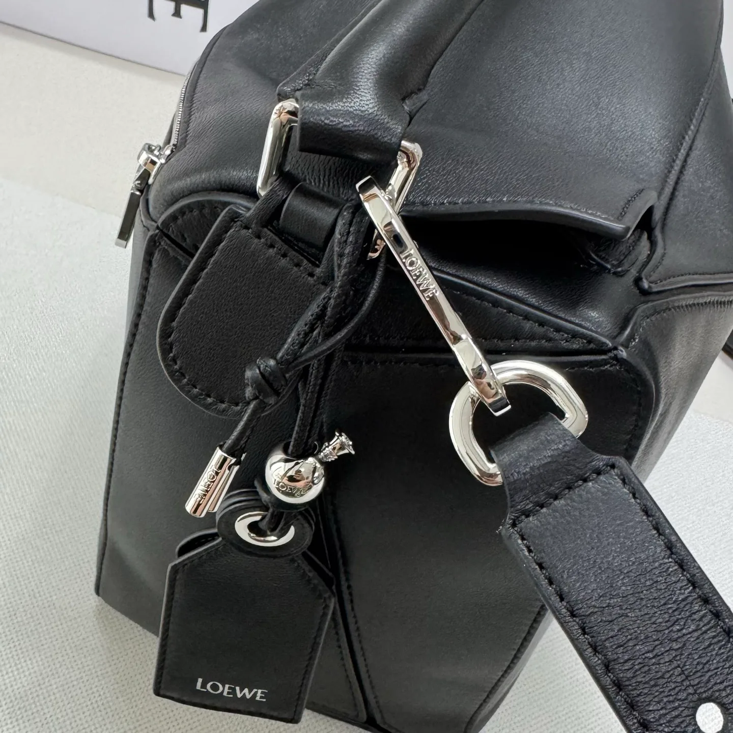 Сумки На Ремне Женские Loewe 690385