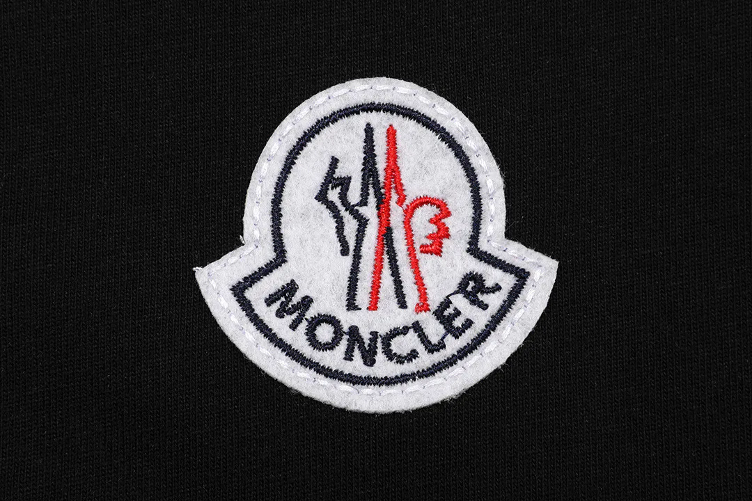 Футболки Мужские Moncler 11608109