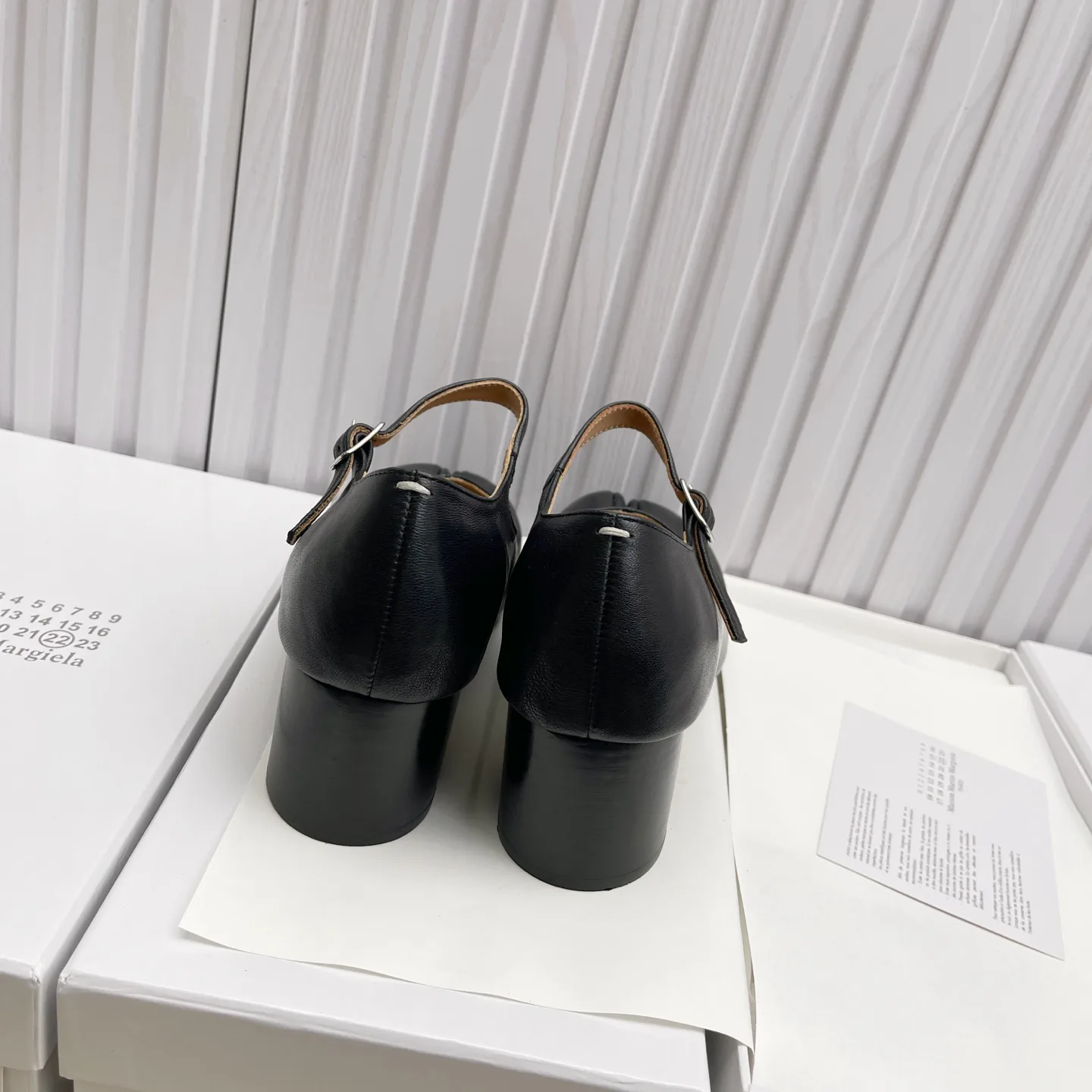 Туфли Женские Maison Margiela 18104520