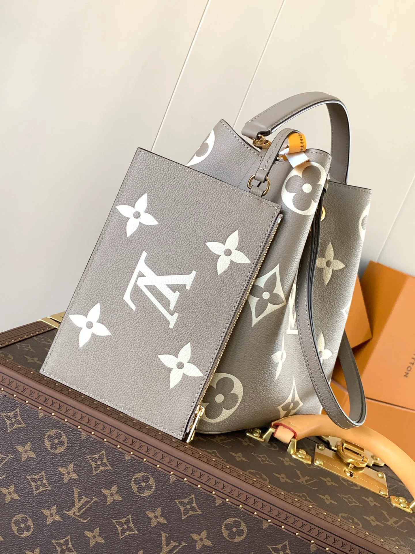 Сумки На Ремне Женские Louis Vuitton 546402