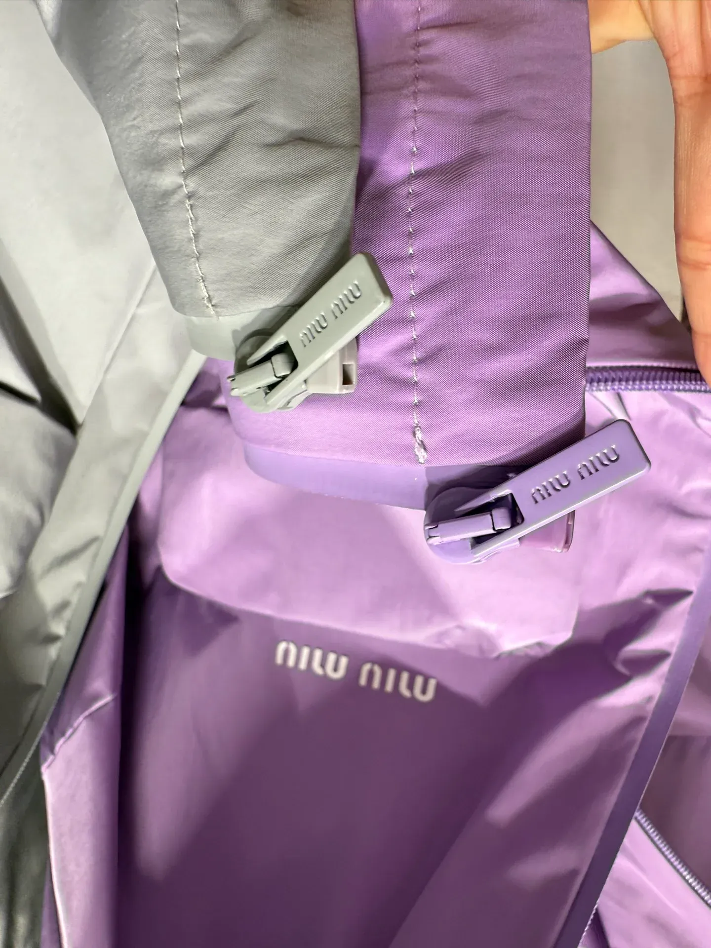 Куртки И Пуховики Женские Miu Miu 24869