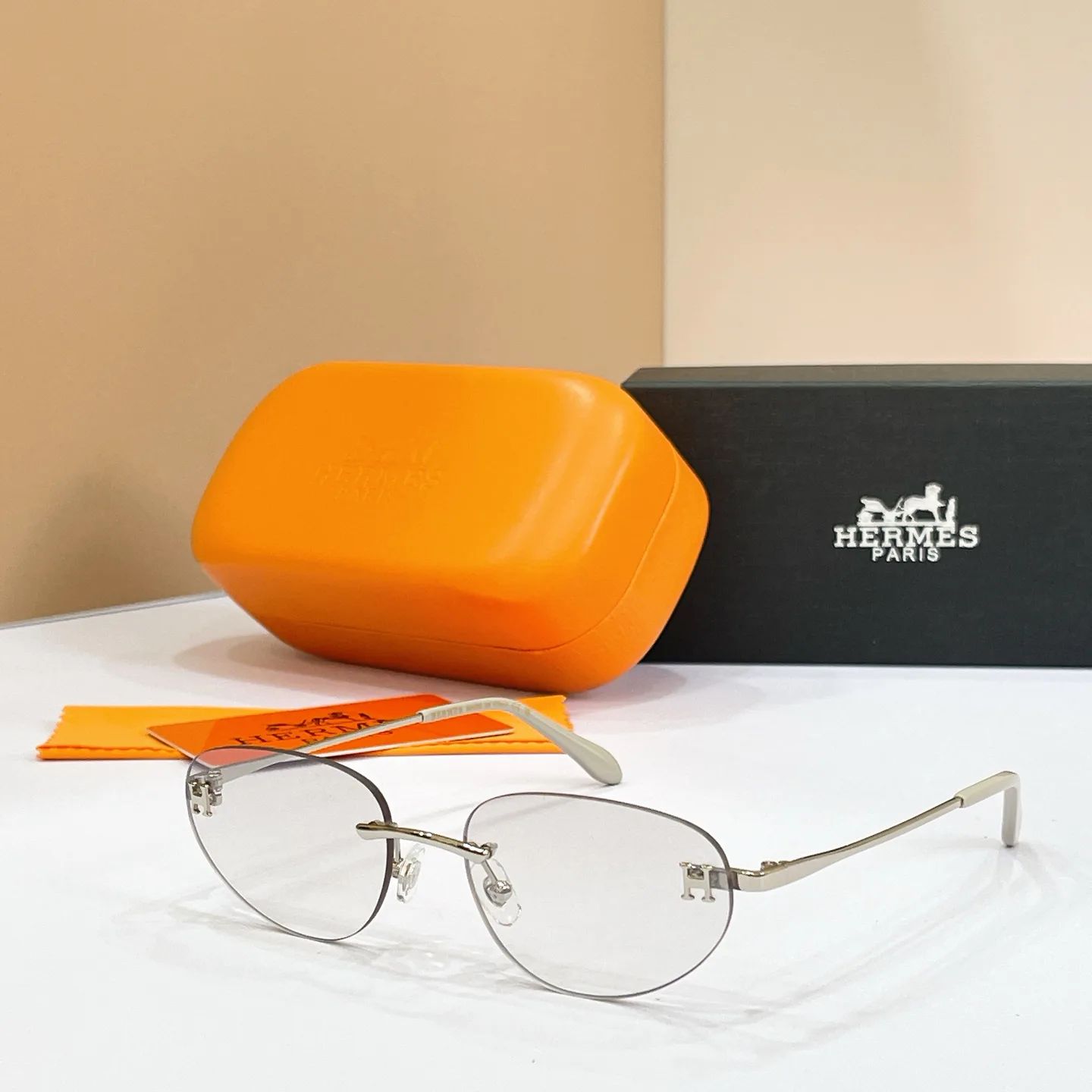 Очки Hermes 17320255