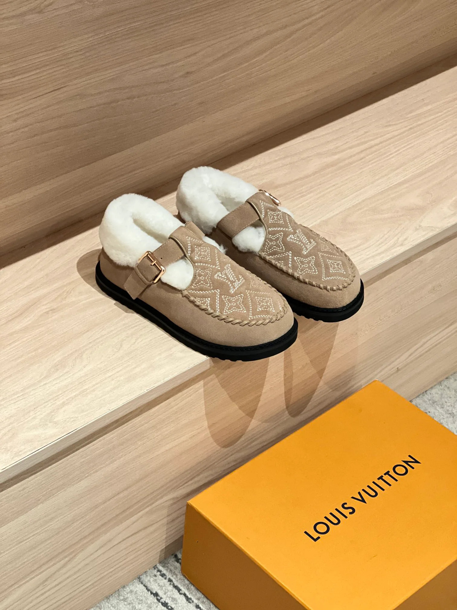 Мюли И Сабо Женские Louis Vuitton 394016