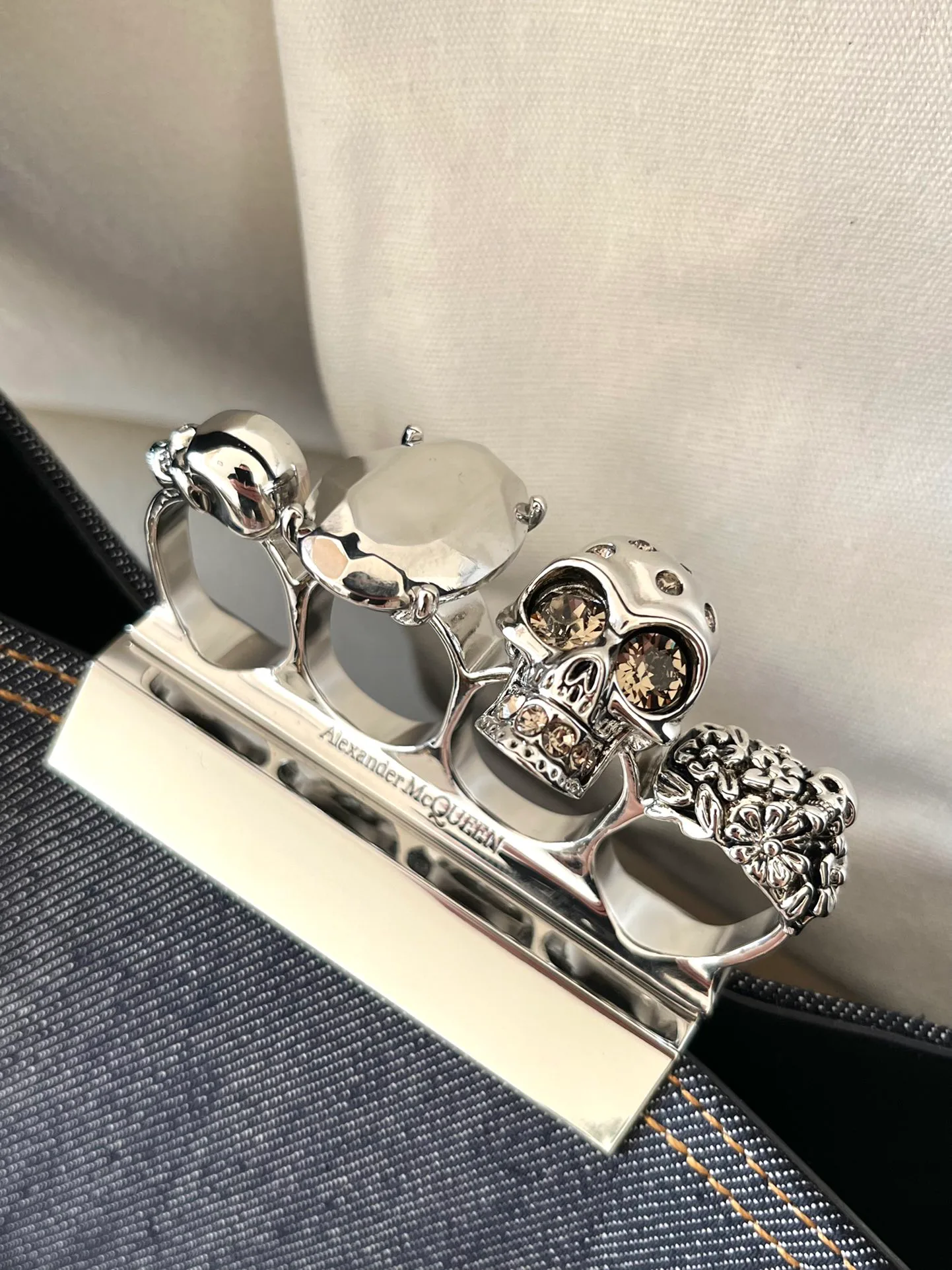 Классические Сумки Женские Alexander Mcqueen 11472522