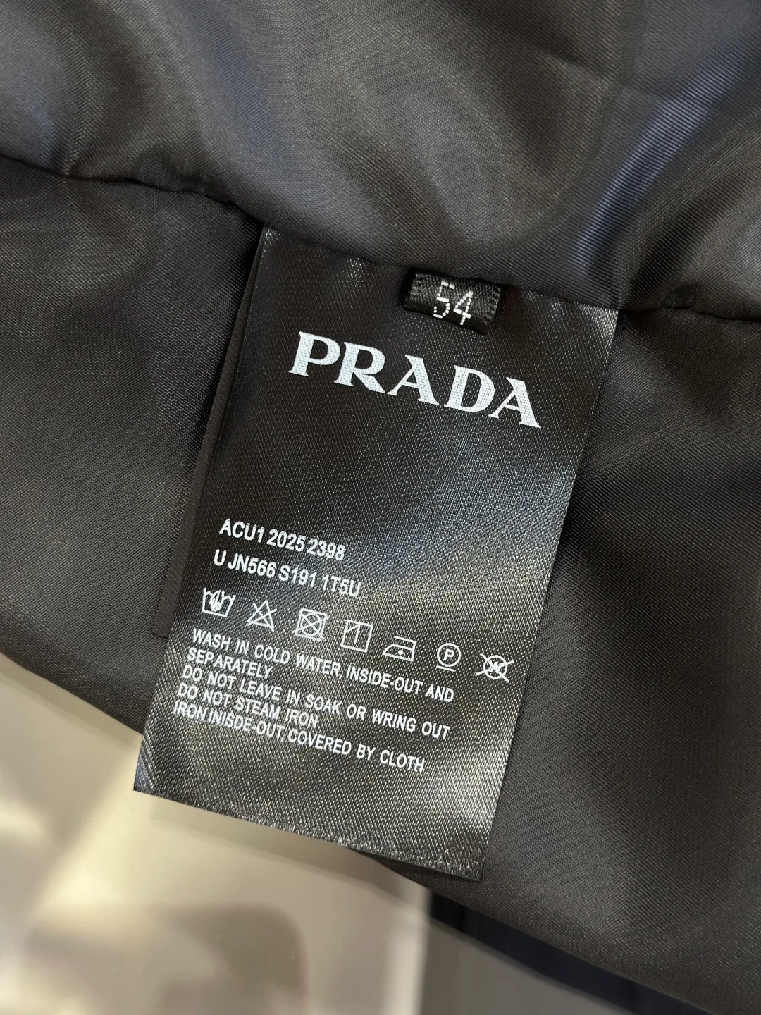Кожаные Куртки И Дублёнки Мужские Prada 18260643