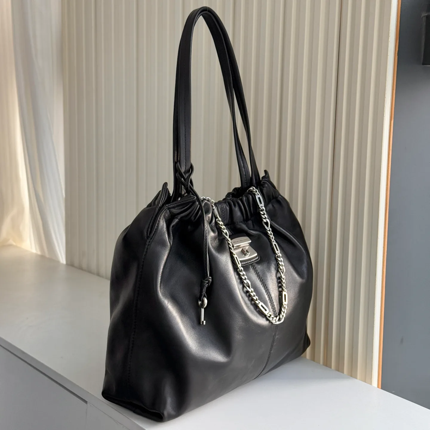 Классические Сумки Женские Marc Jacobs 9668487