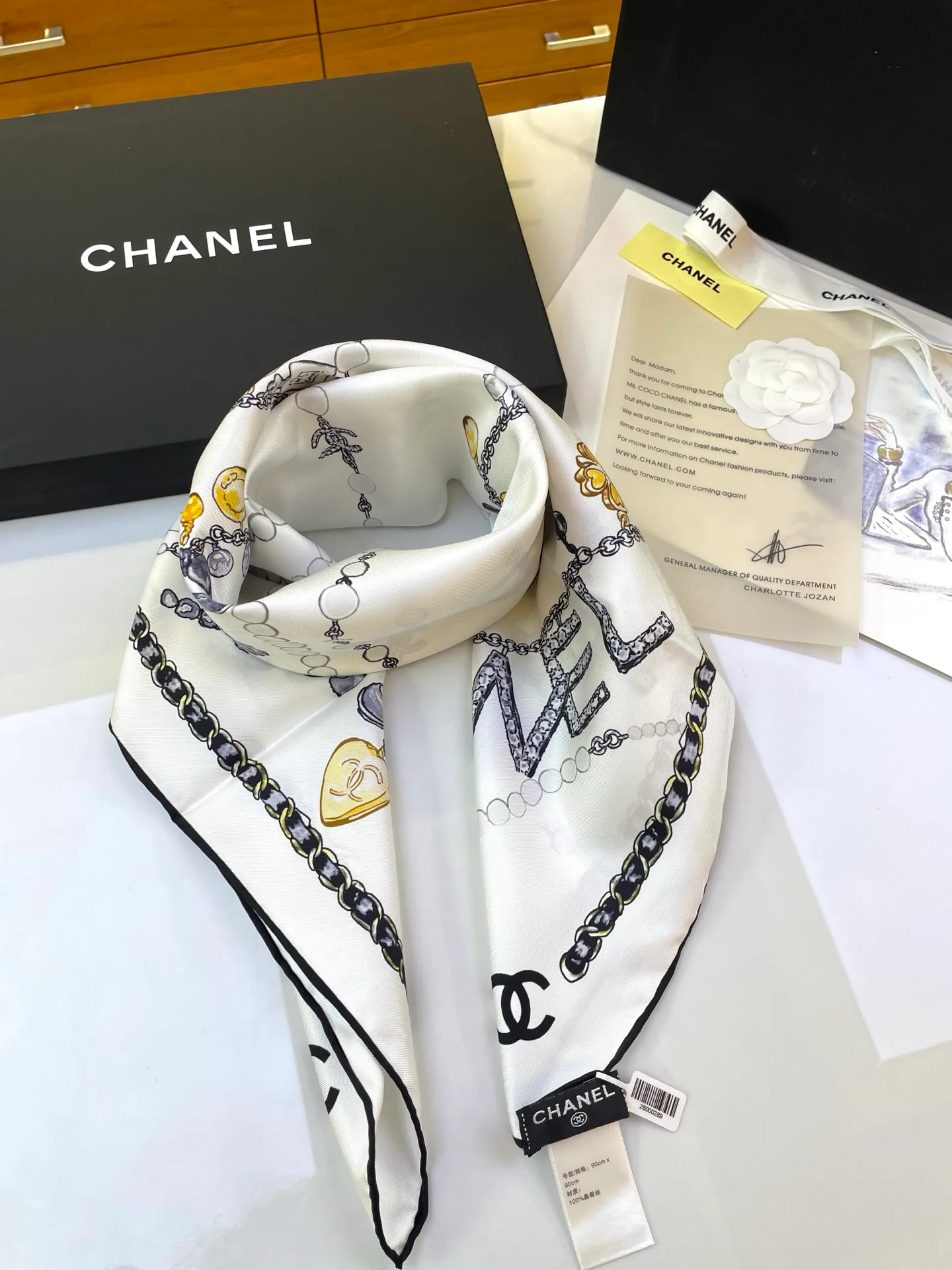 Шарфы Chanel 1981400