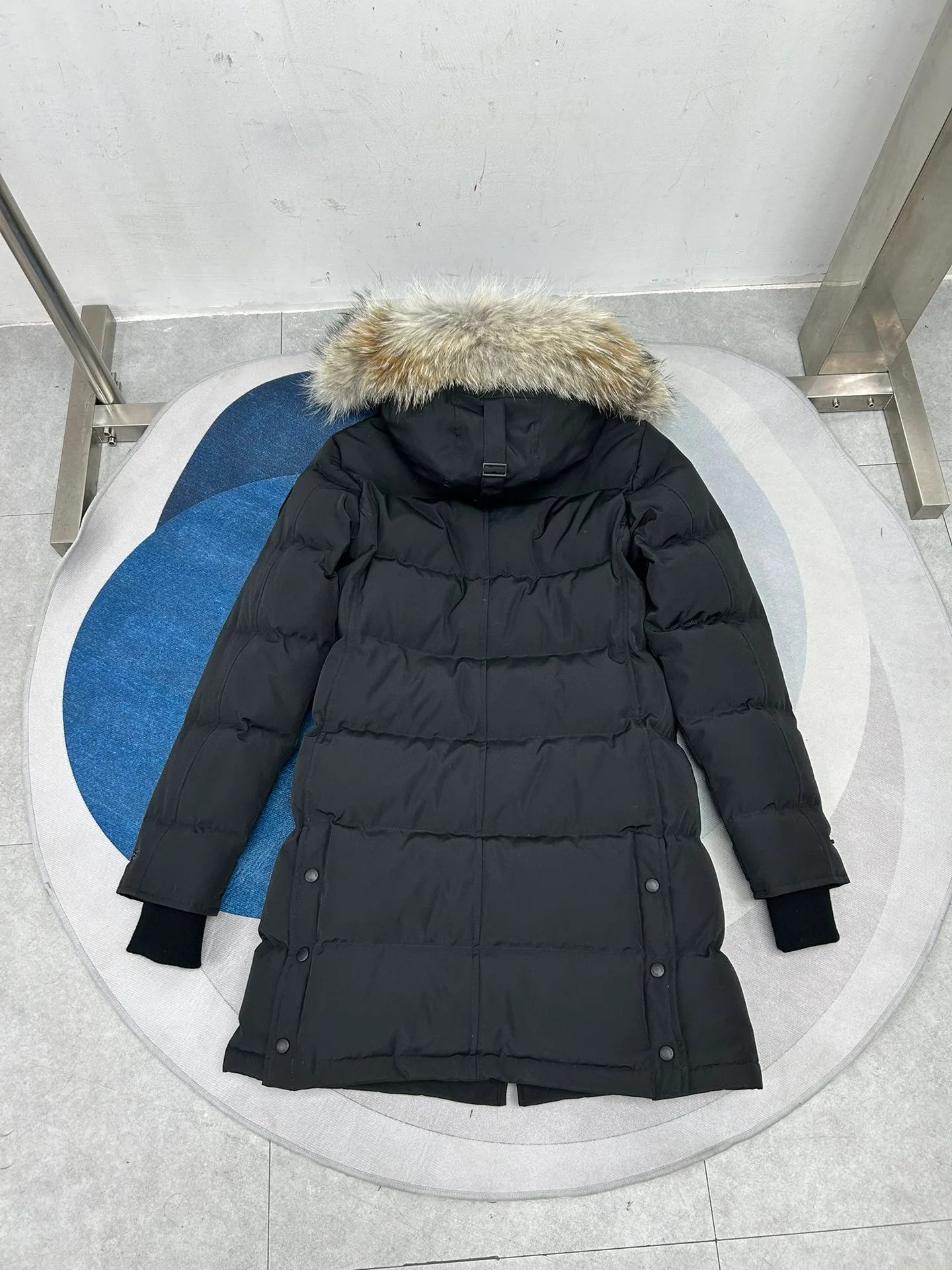 Куртки И Пуховики Женские Canada Goose 18188607