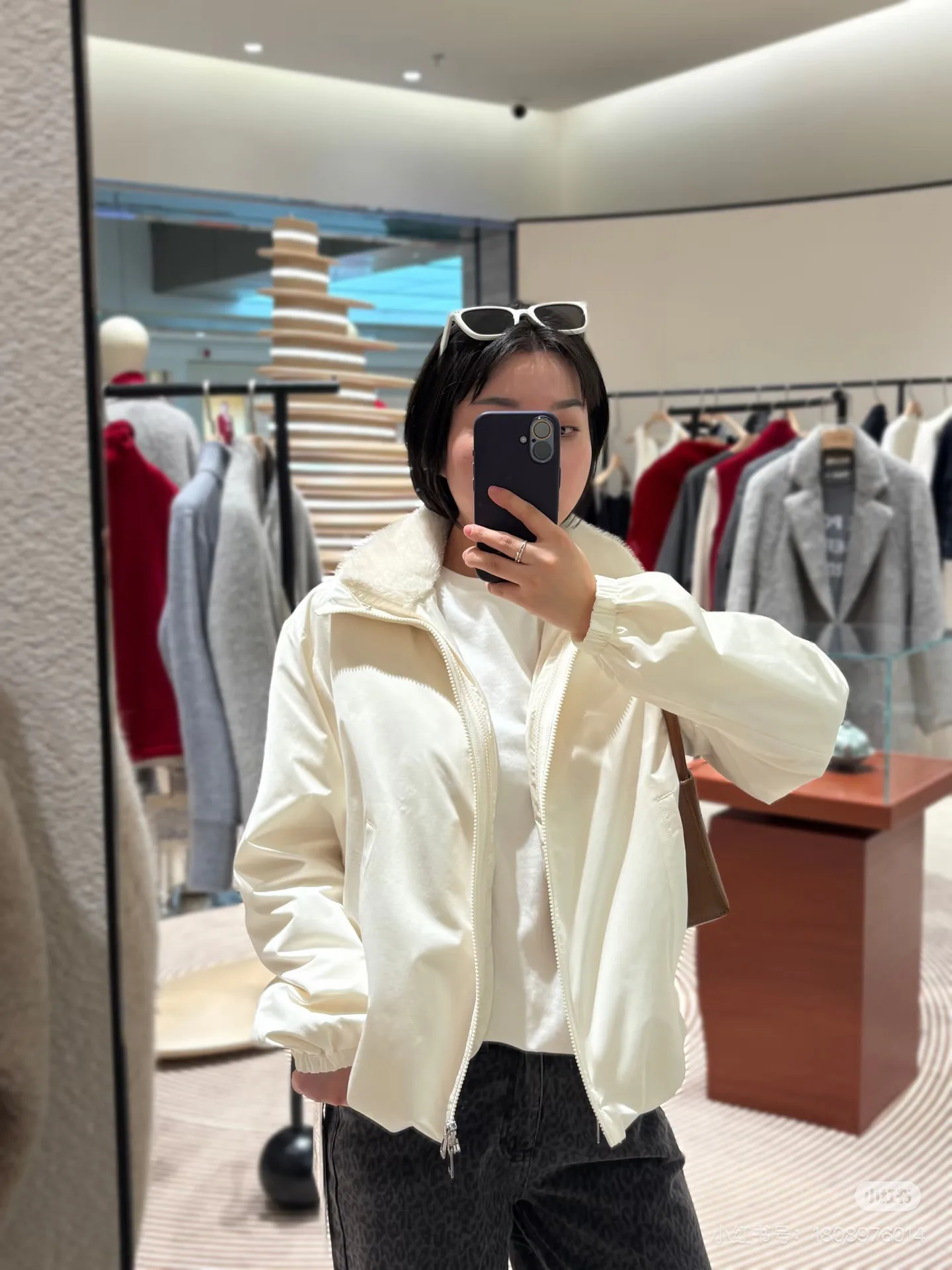 Куртки И Пуховики Женские Moncler 18711125
