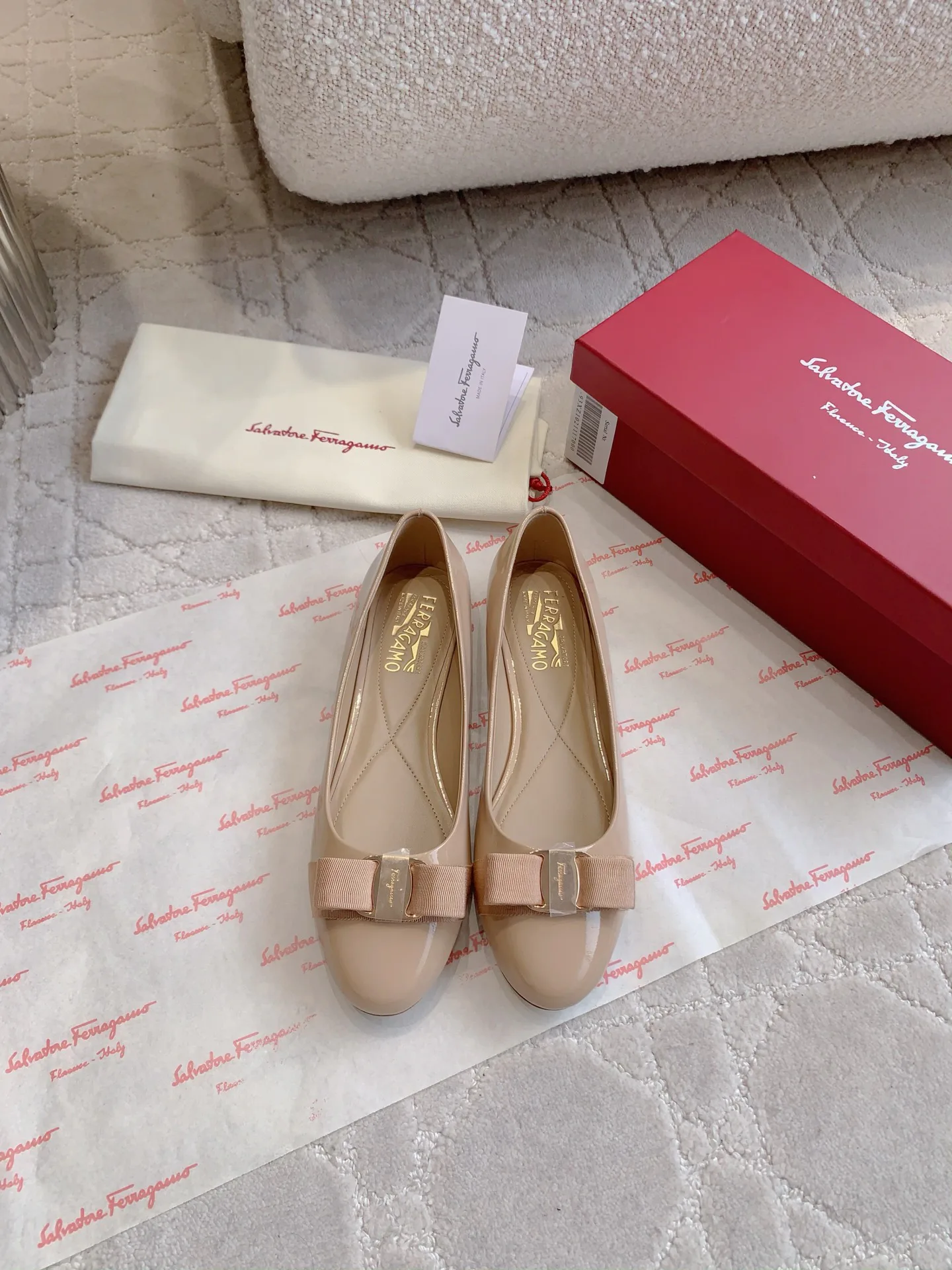 Балетки Женские Salvatore Ferragamo 11870085