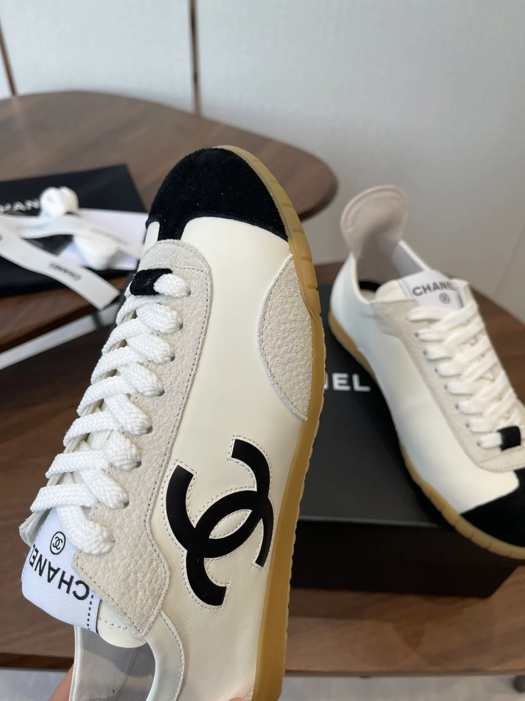 Кроссовки Женские Chanel 11350600